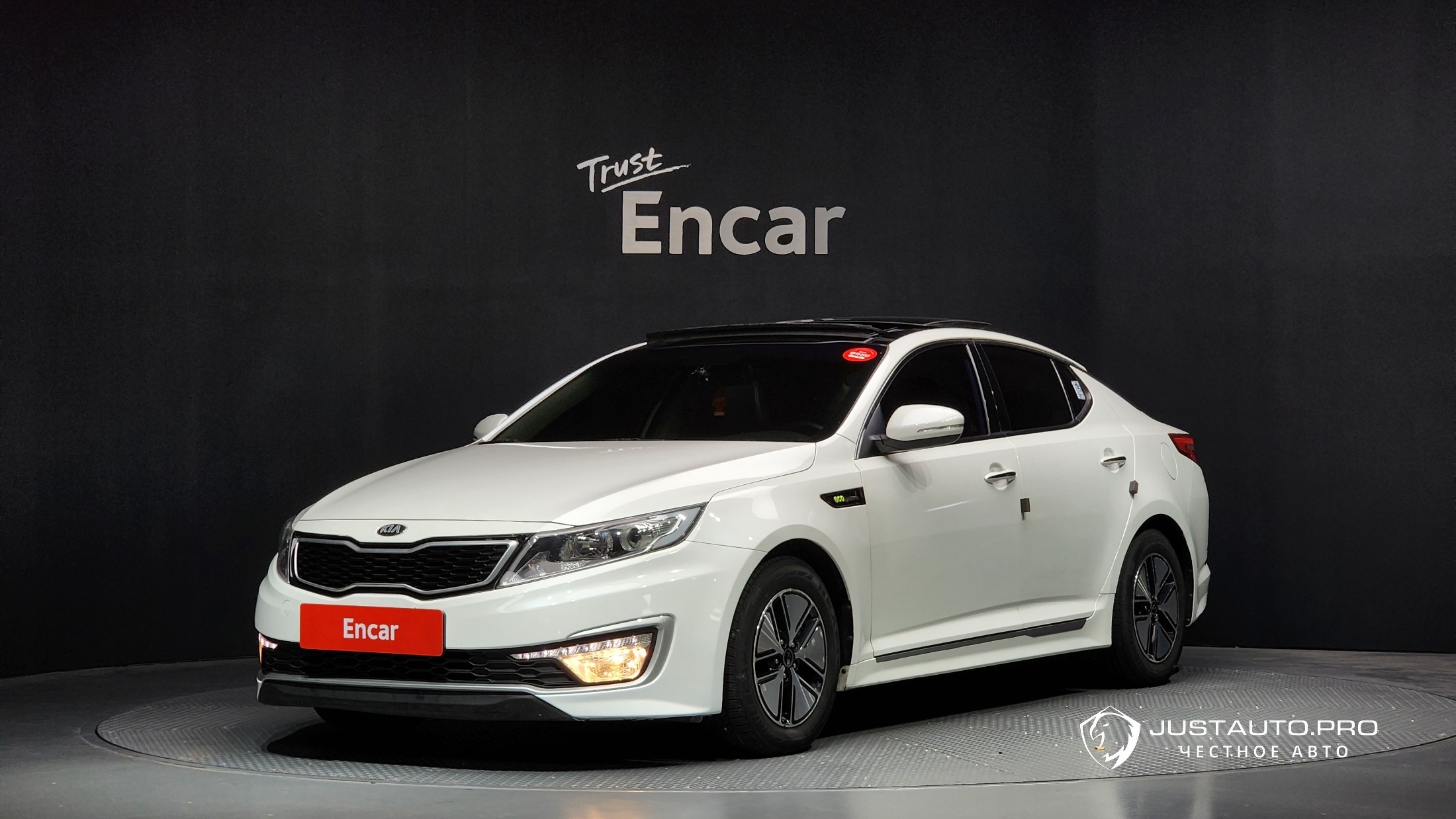 Автомобиль Kia K5