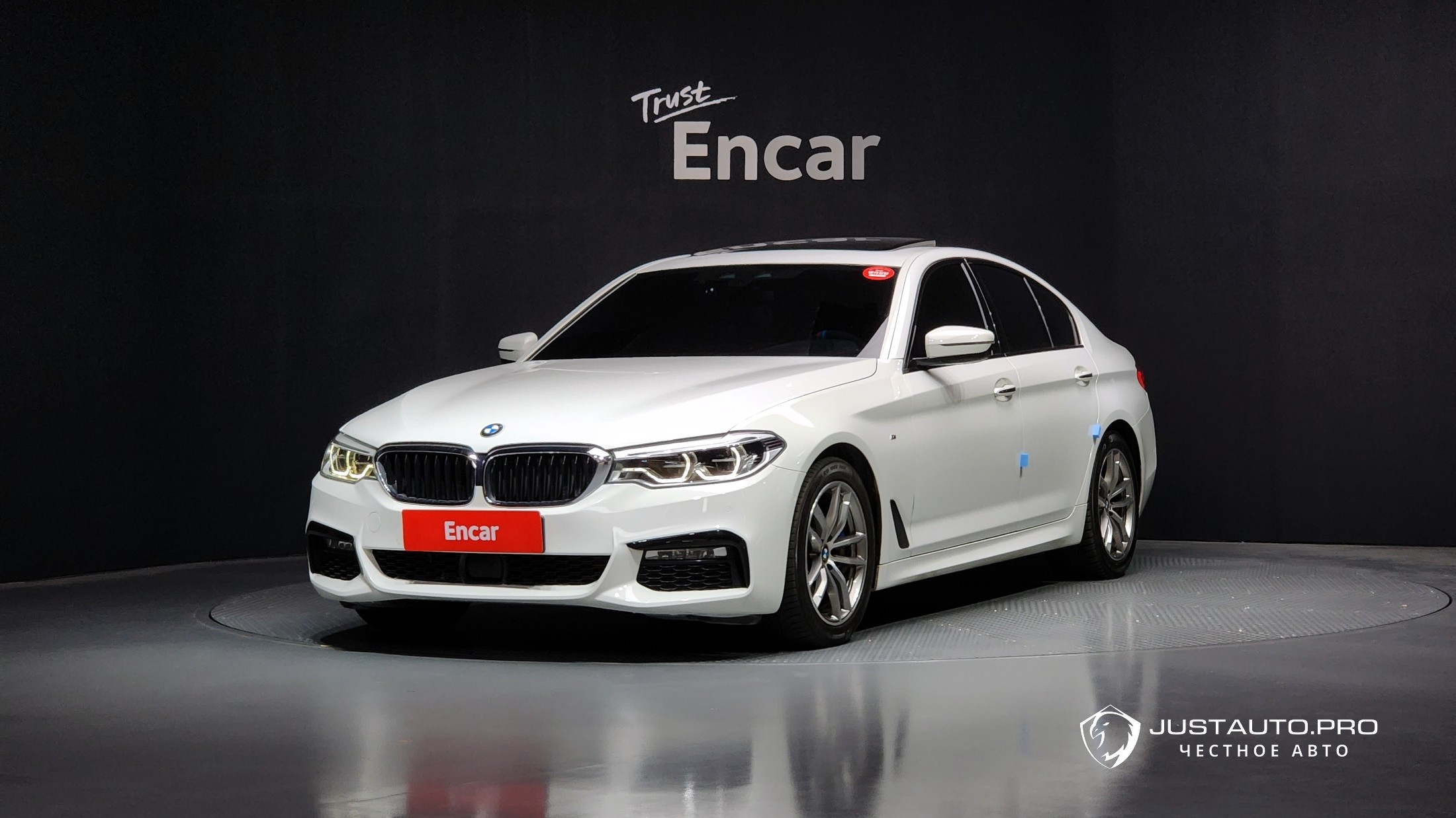 Автомобиль BMW 5-Series