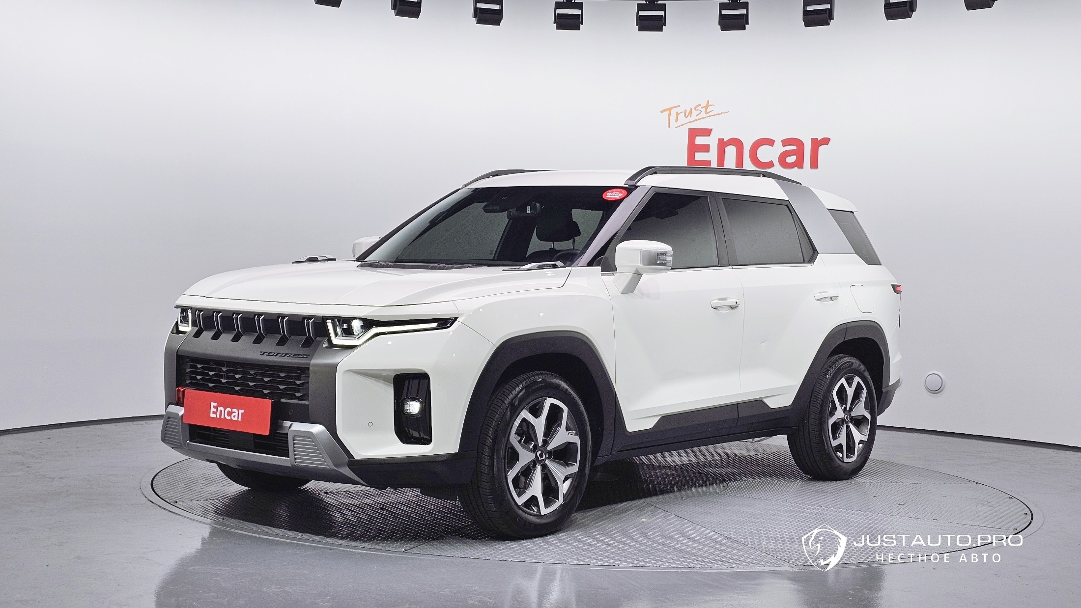 Автомобиль KG_Mobility_Ssangyong Torres