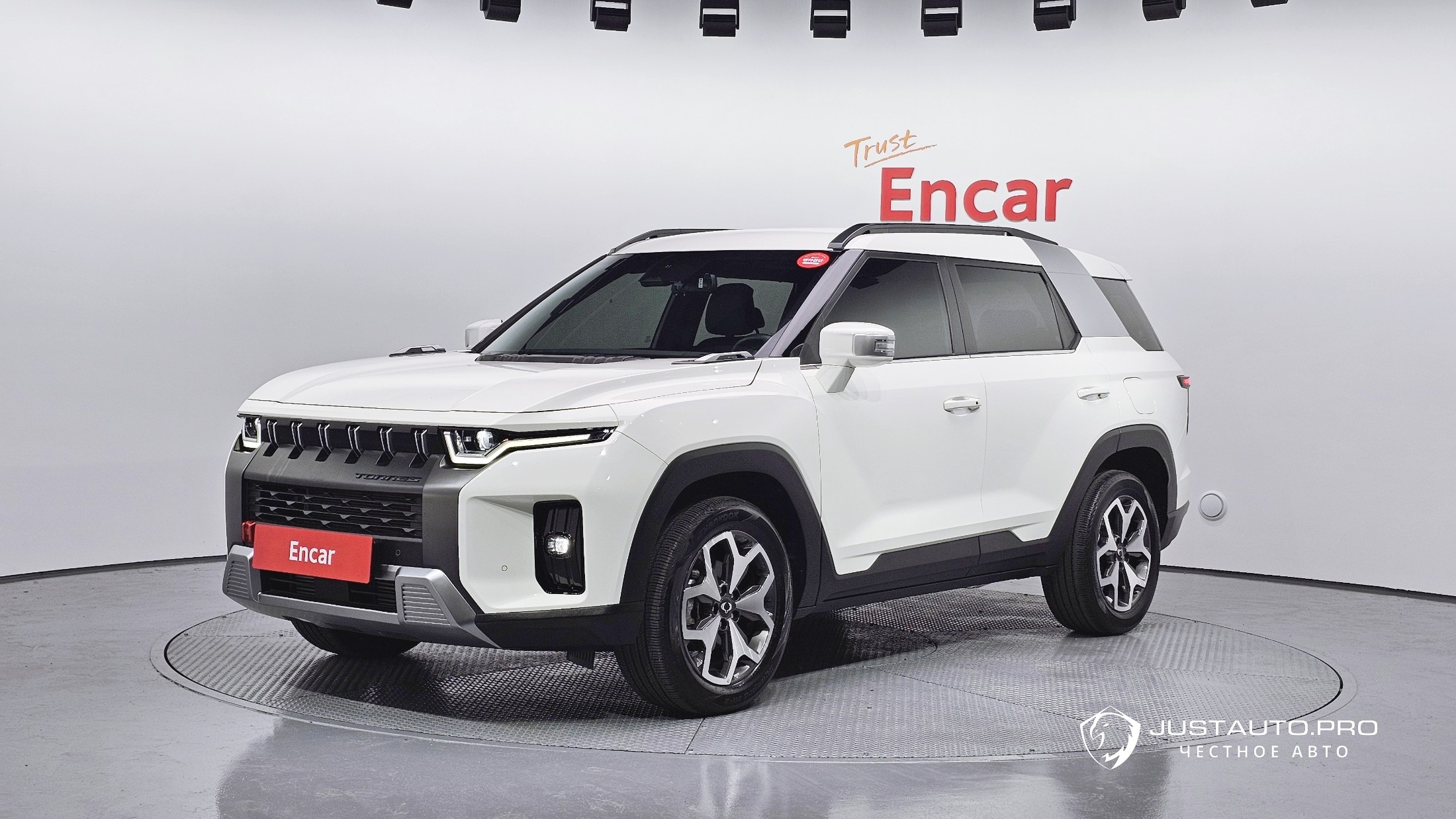 Автомобиль KG_Mobility_Ssangyong Torres