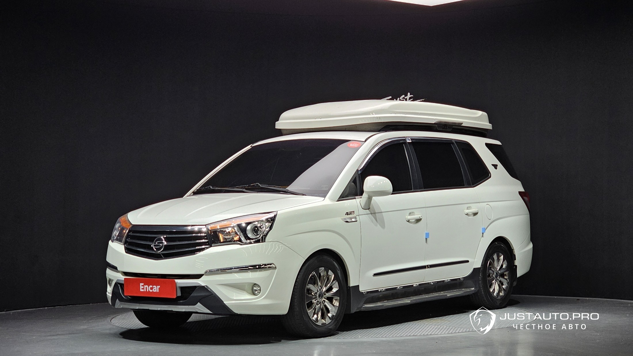 Автомобиль KG_Mobility_Ssangyong KORANDO