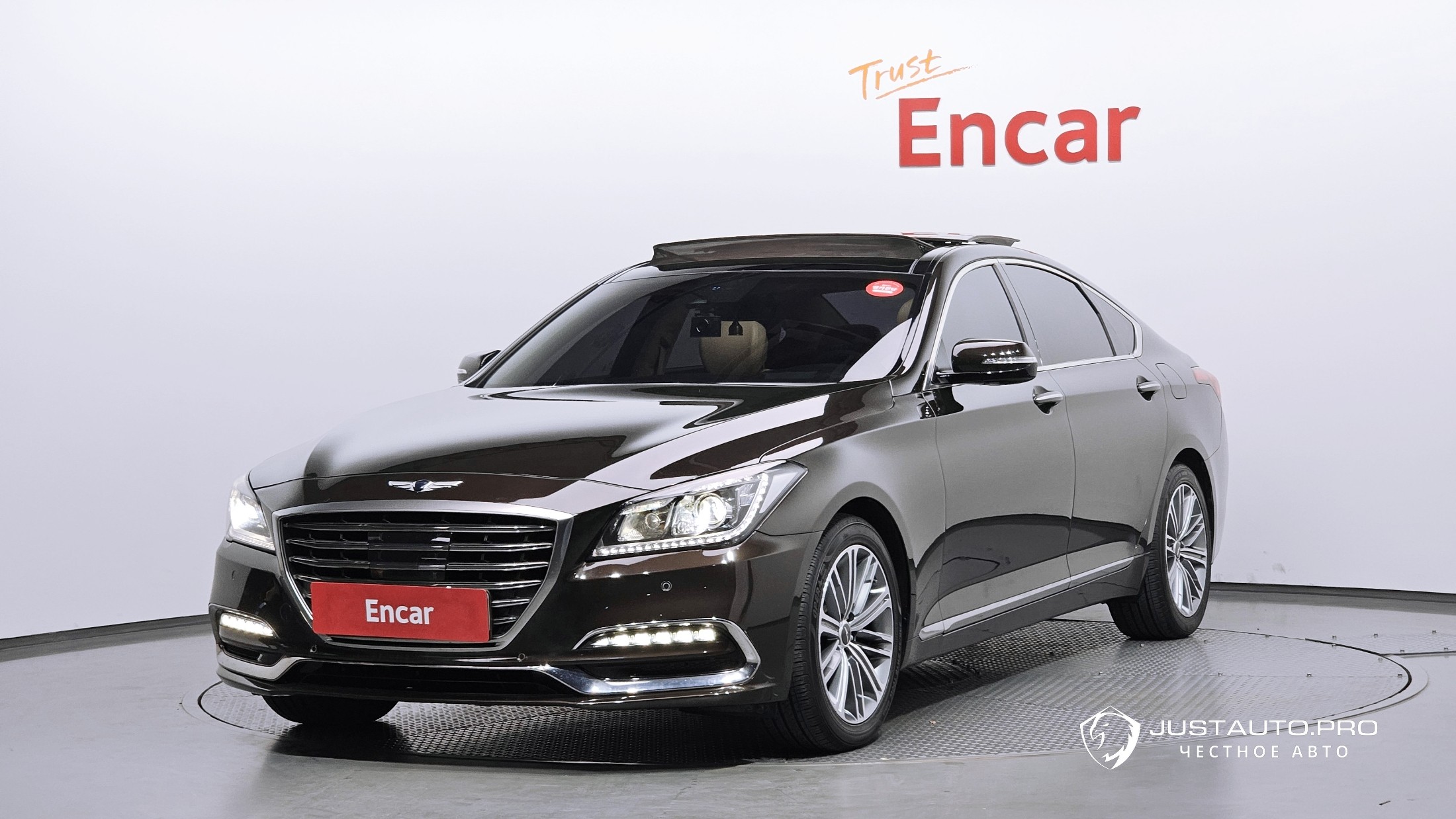 Автомобиль Genesis G80