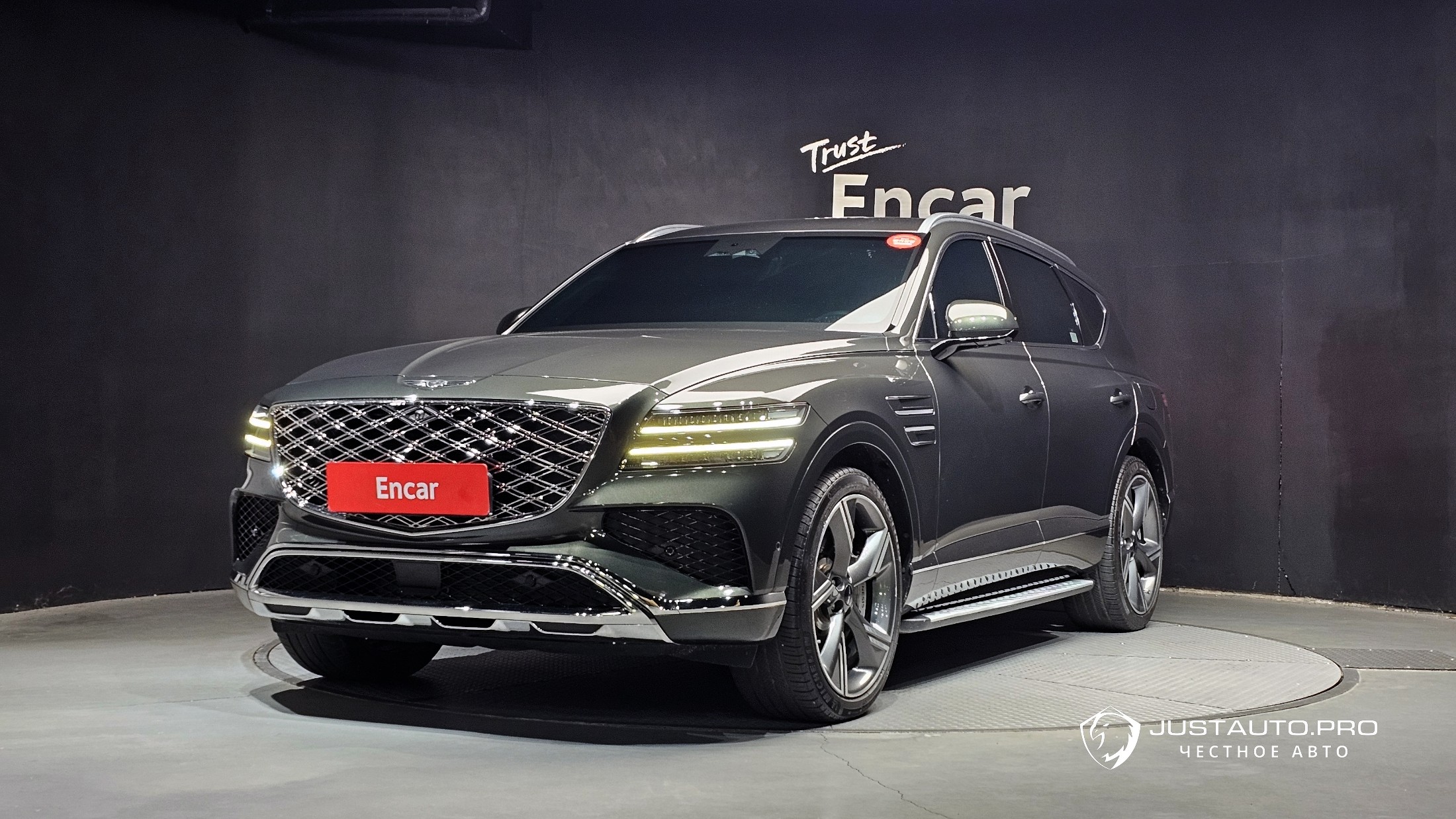 Автомобиль Genesis GV80