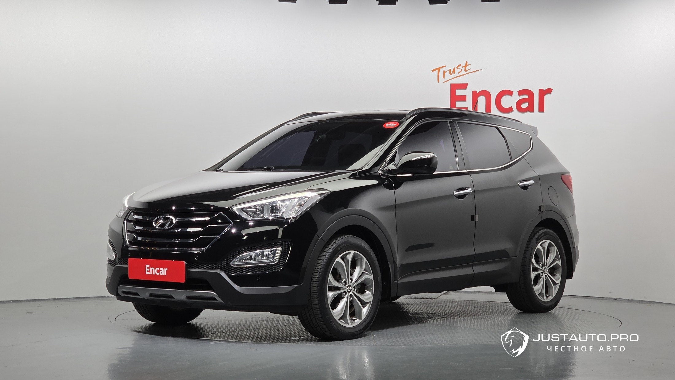 Автомобиль Hyundai Santafe
