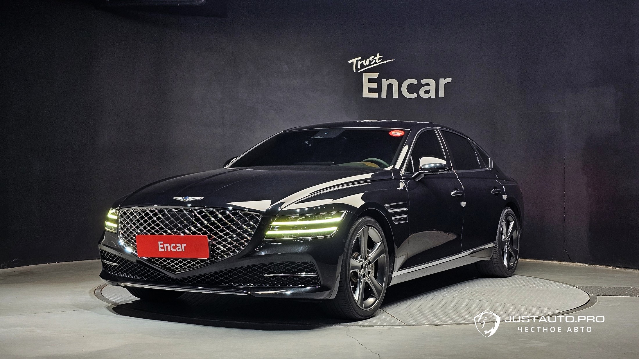 Автомобиль Genesis G80