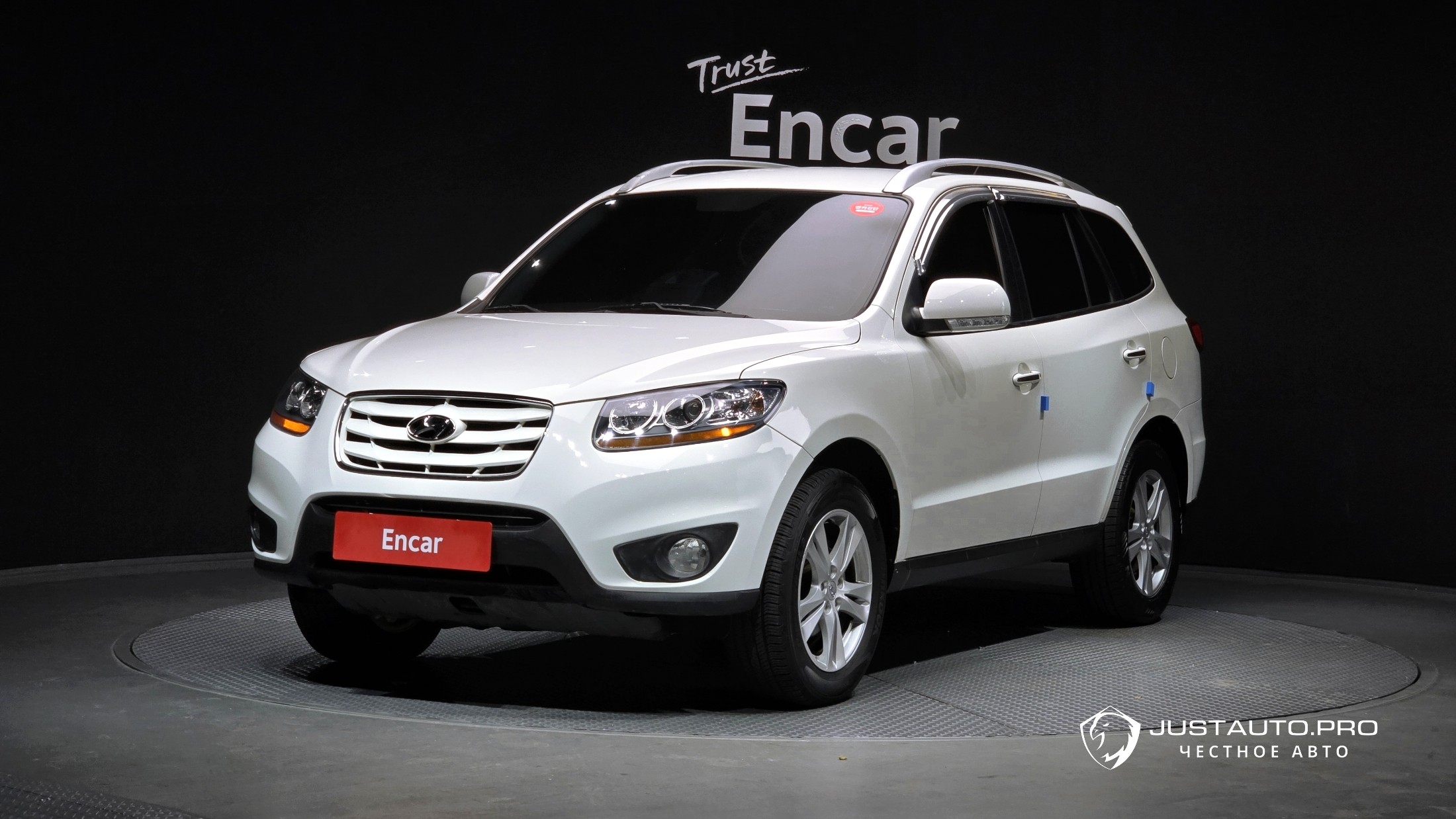 Автомобиль Hyundai Santafe