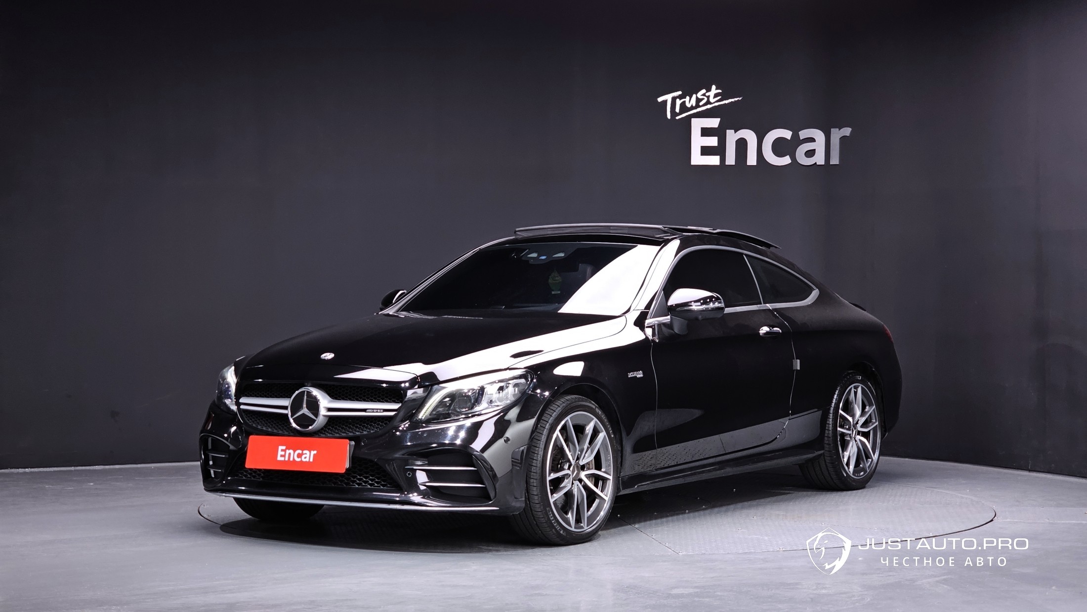 Автомобиль Mercedes-Benz C-Class