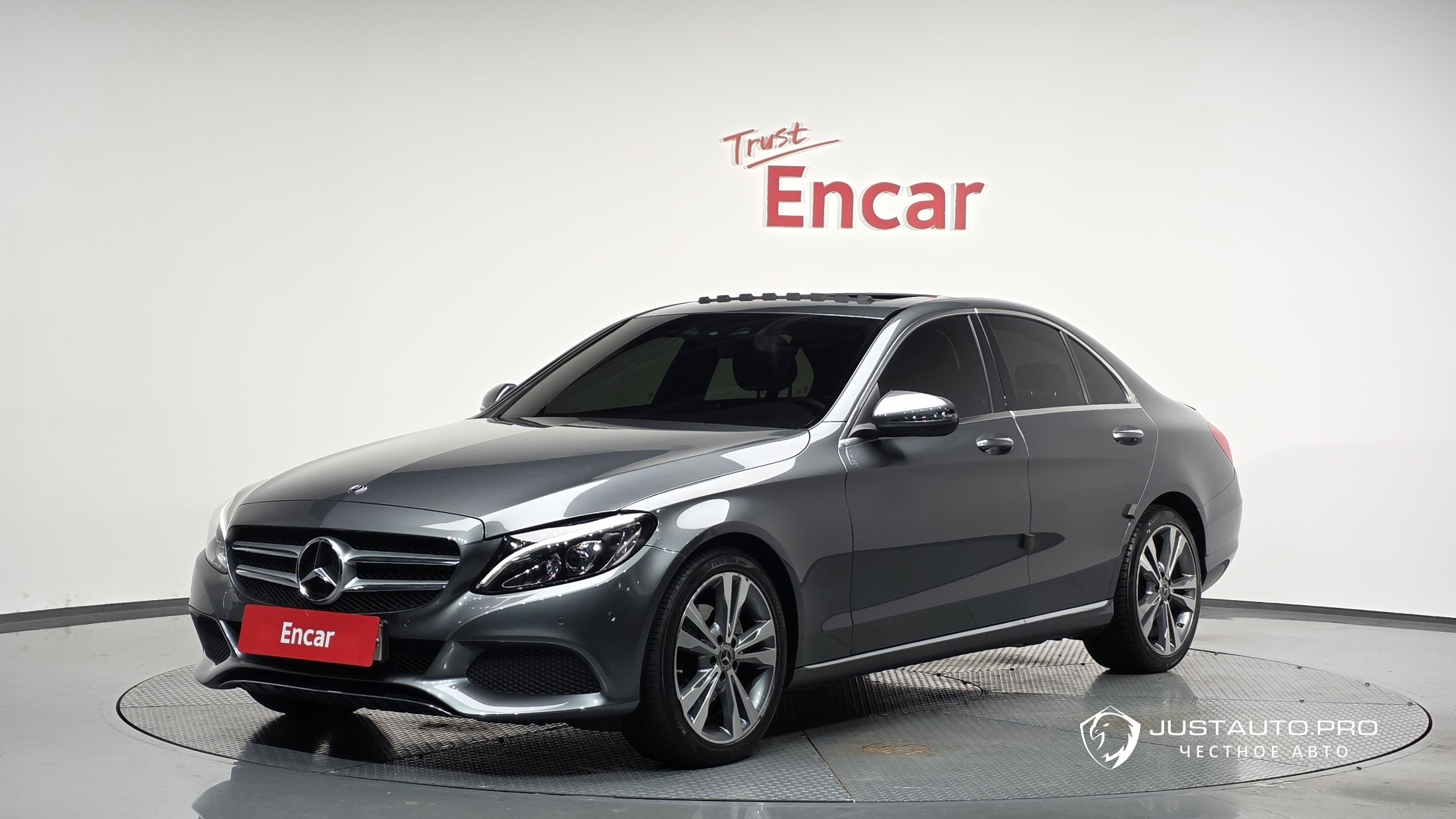 Автомобиль Mercedes-Benz C-Class