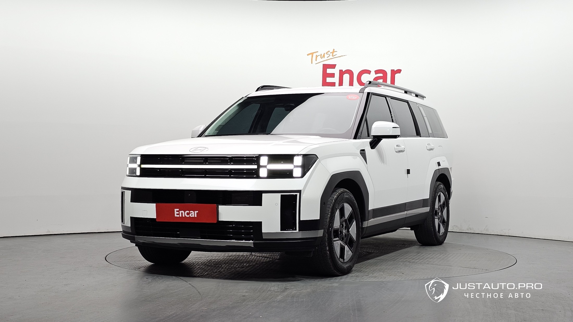 Автомобиль Hyundai Santafe