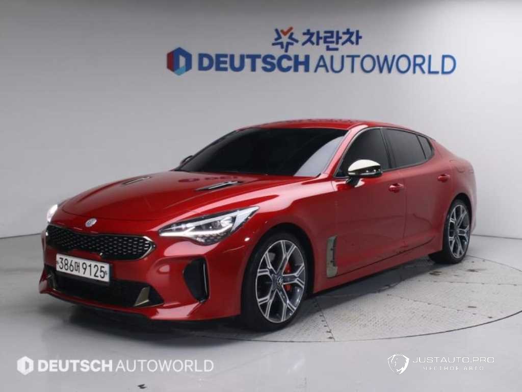 Автомобиль Kia Stinger