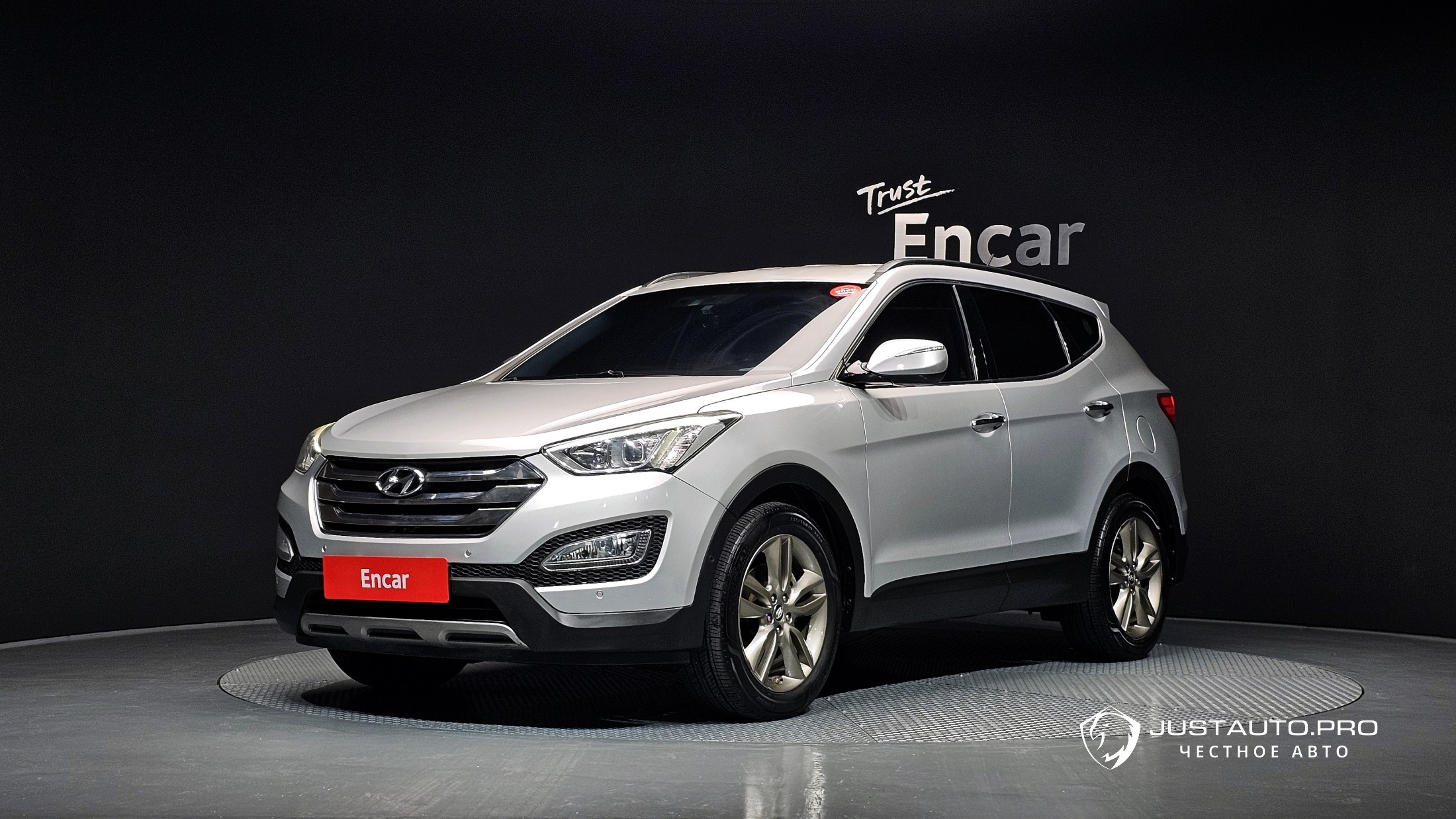 Автомобиль Hyundai Santafe