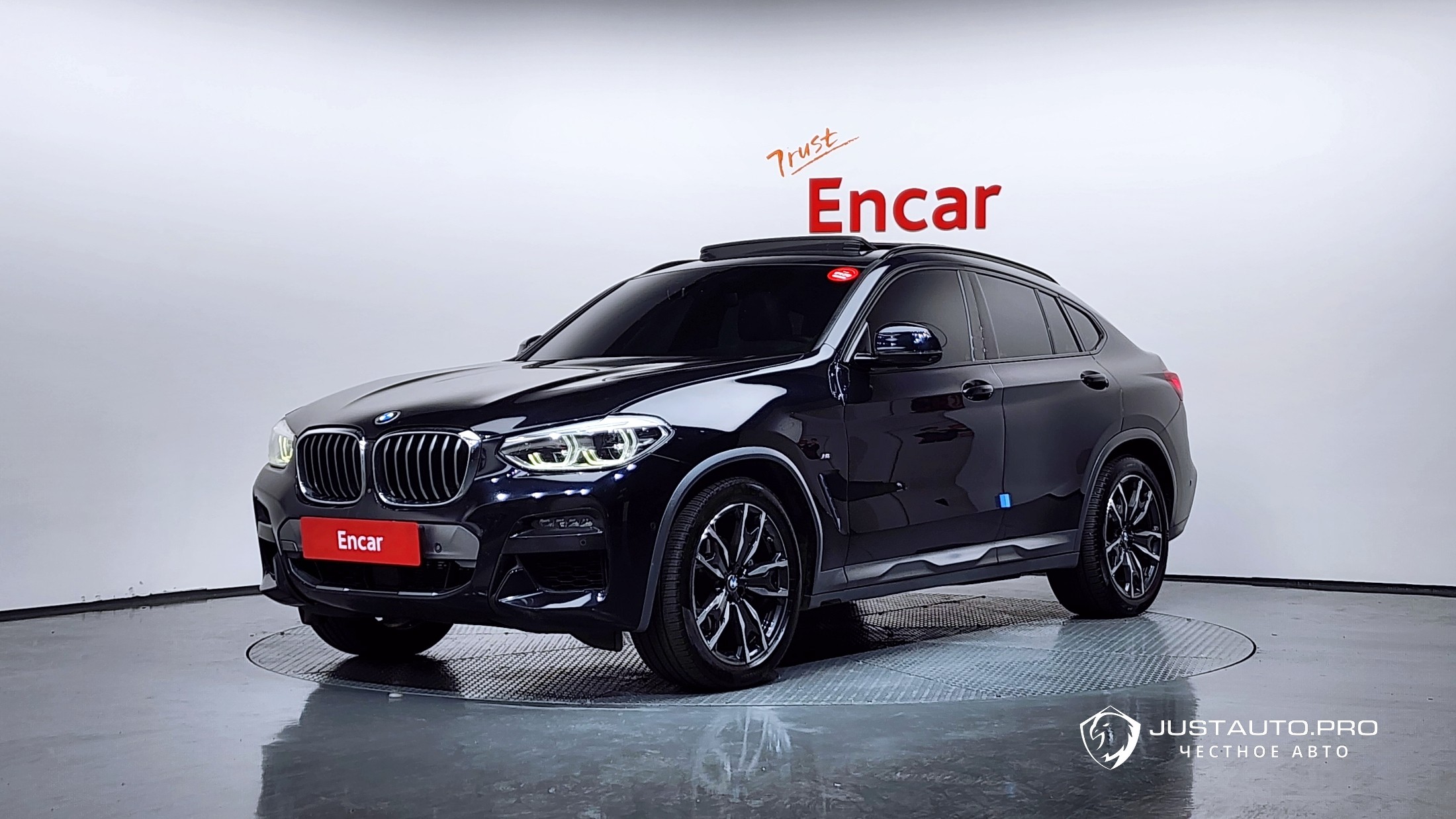 Автомобиль BMW X4