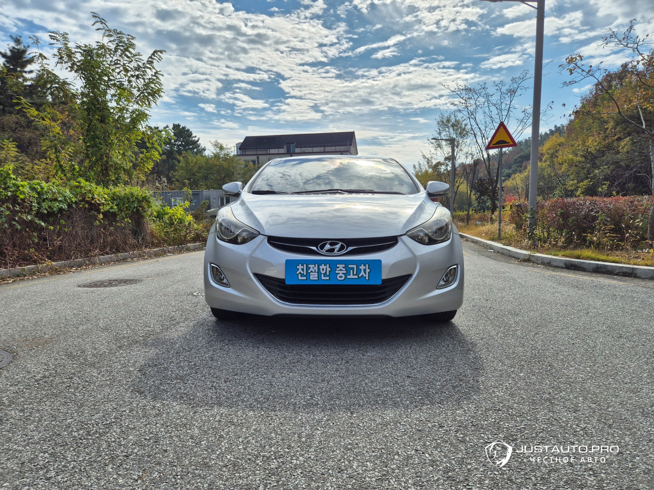 Автомобиль Hyundai AVANTE