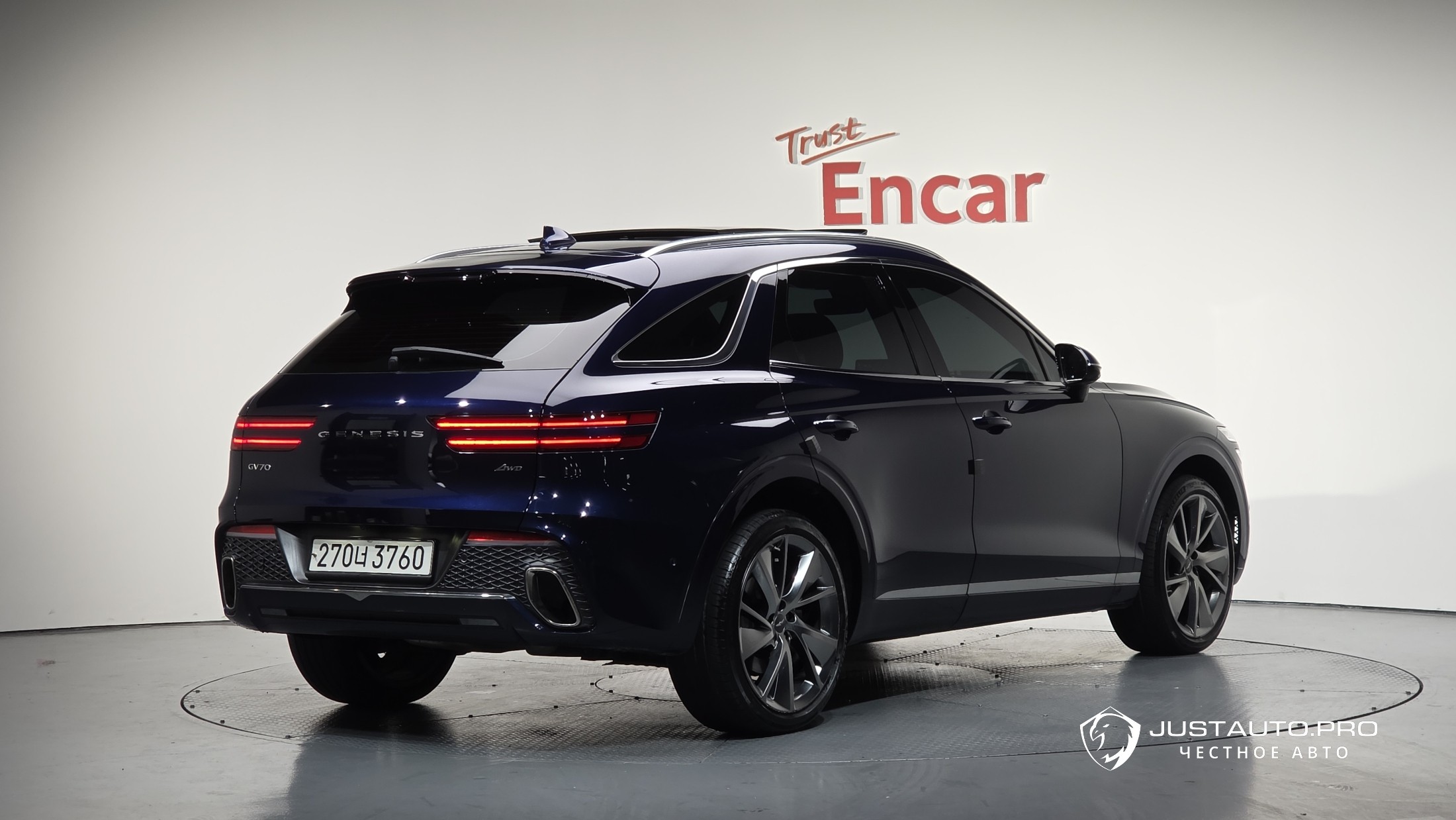 Автомобиль Genesis GV70