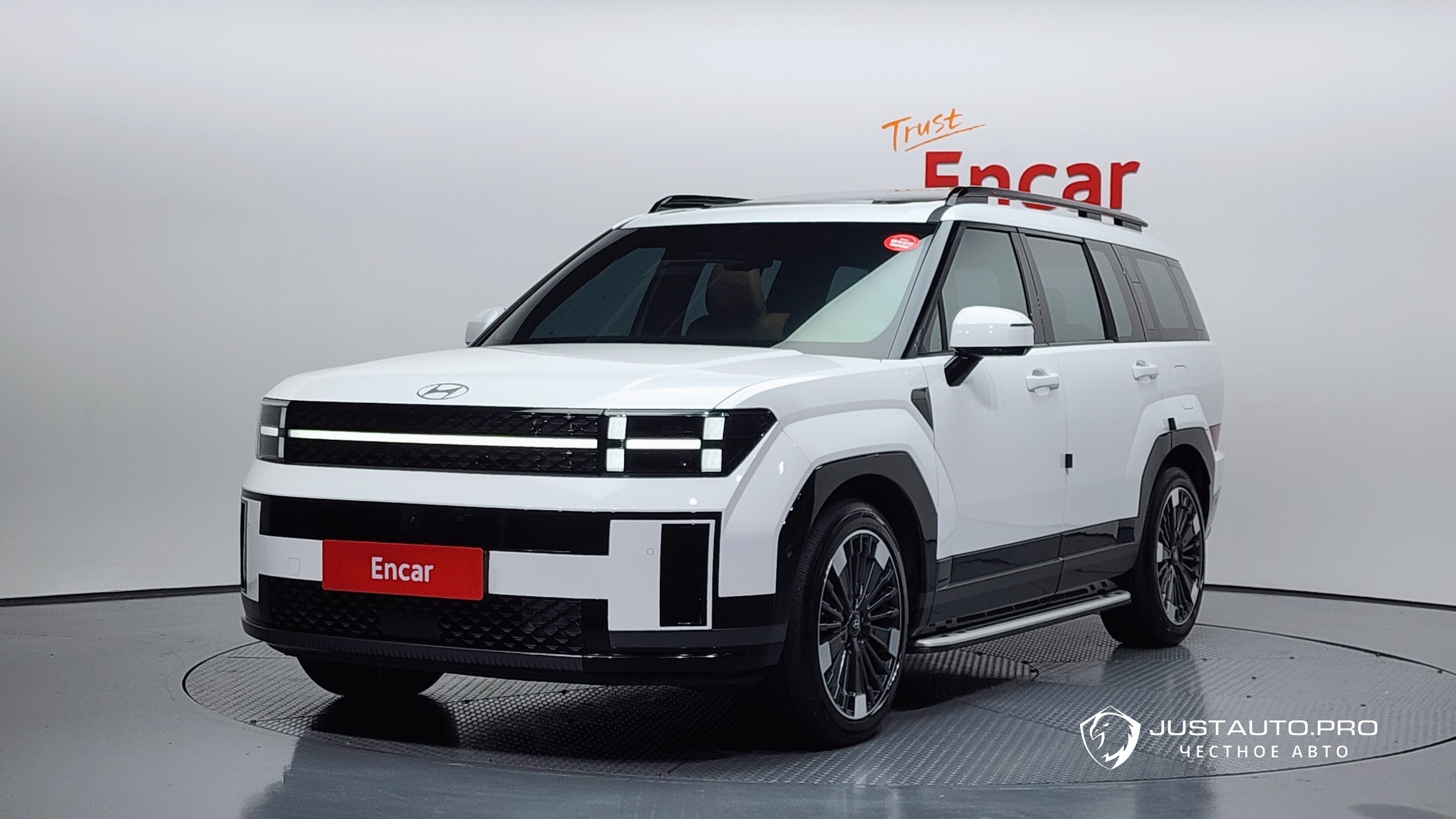 Автомобиль Hyundai Santafe