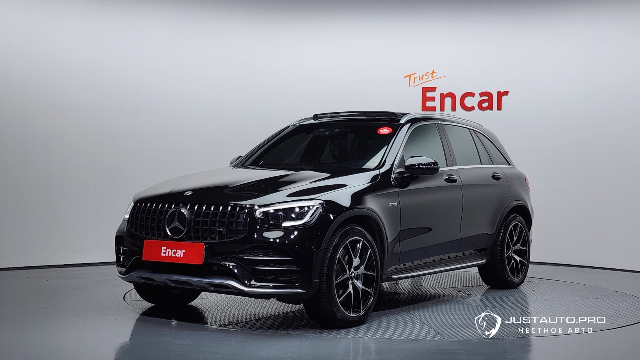 Автомобиль Mercedes-Benz GLC-Class