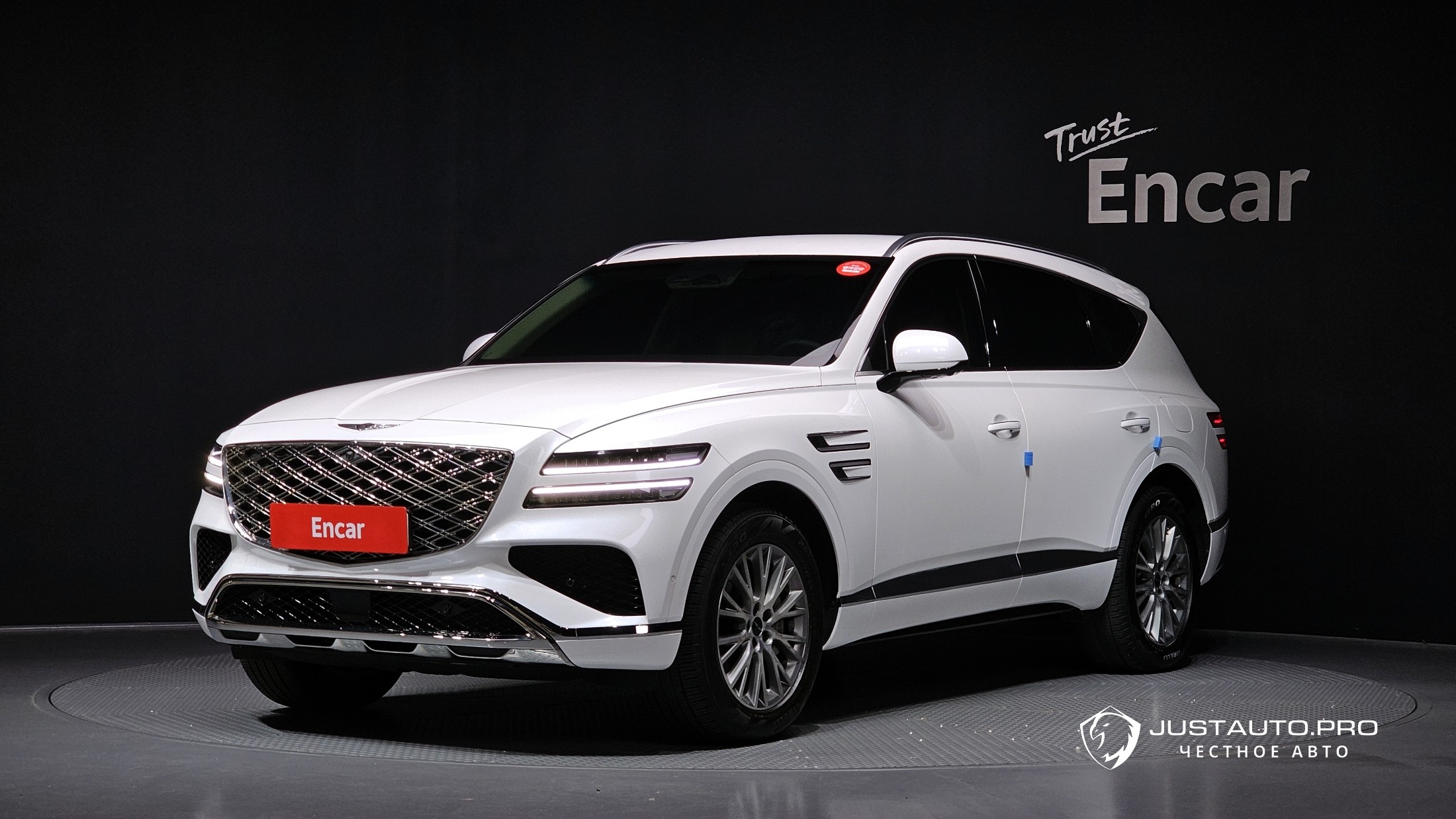 Автомобиль Genesis GV80