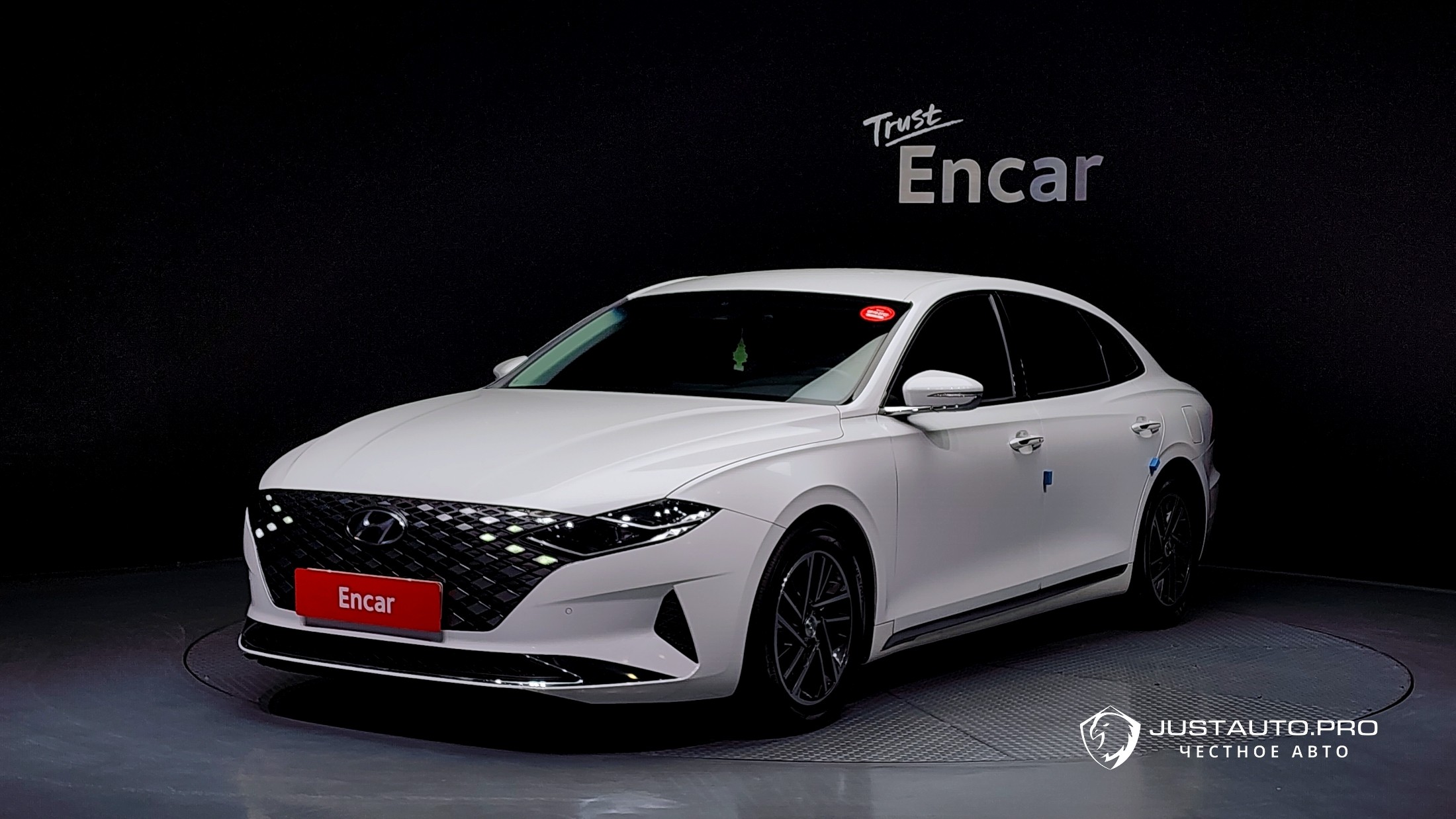 Автомобиль Hyundai Grandeur