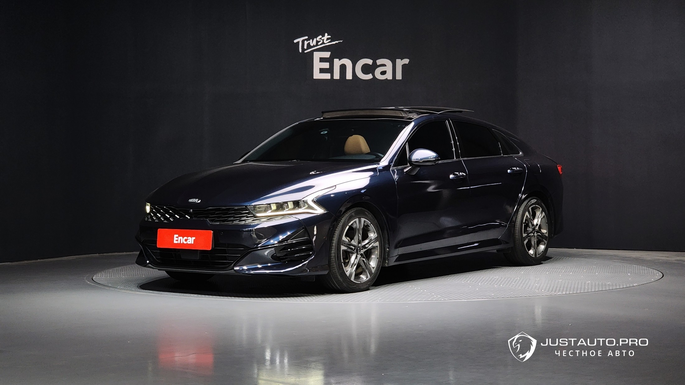 Автомобиль Kia K5