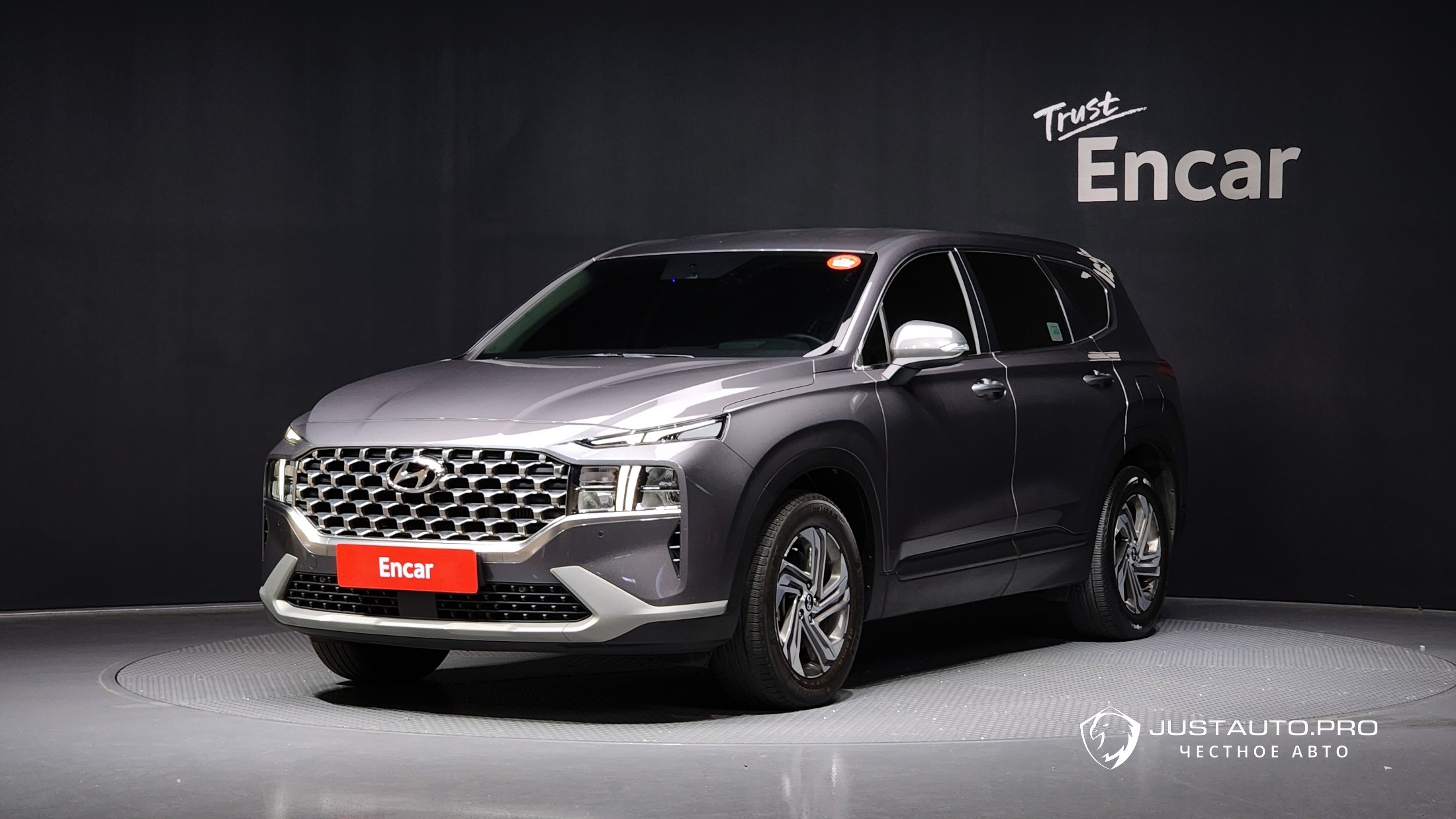 Автомобиль Hyundai Santafe