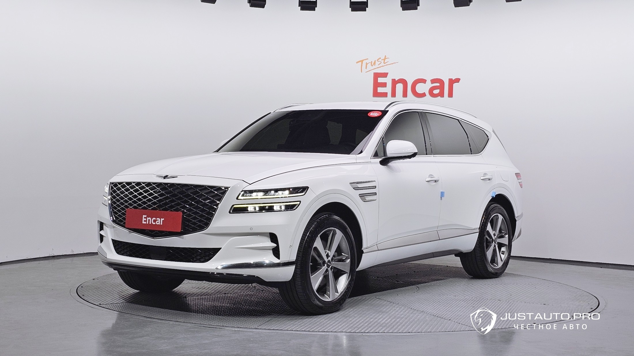 Автомобиль Genesis GV80