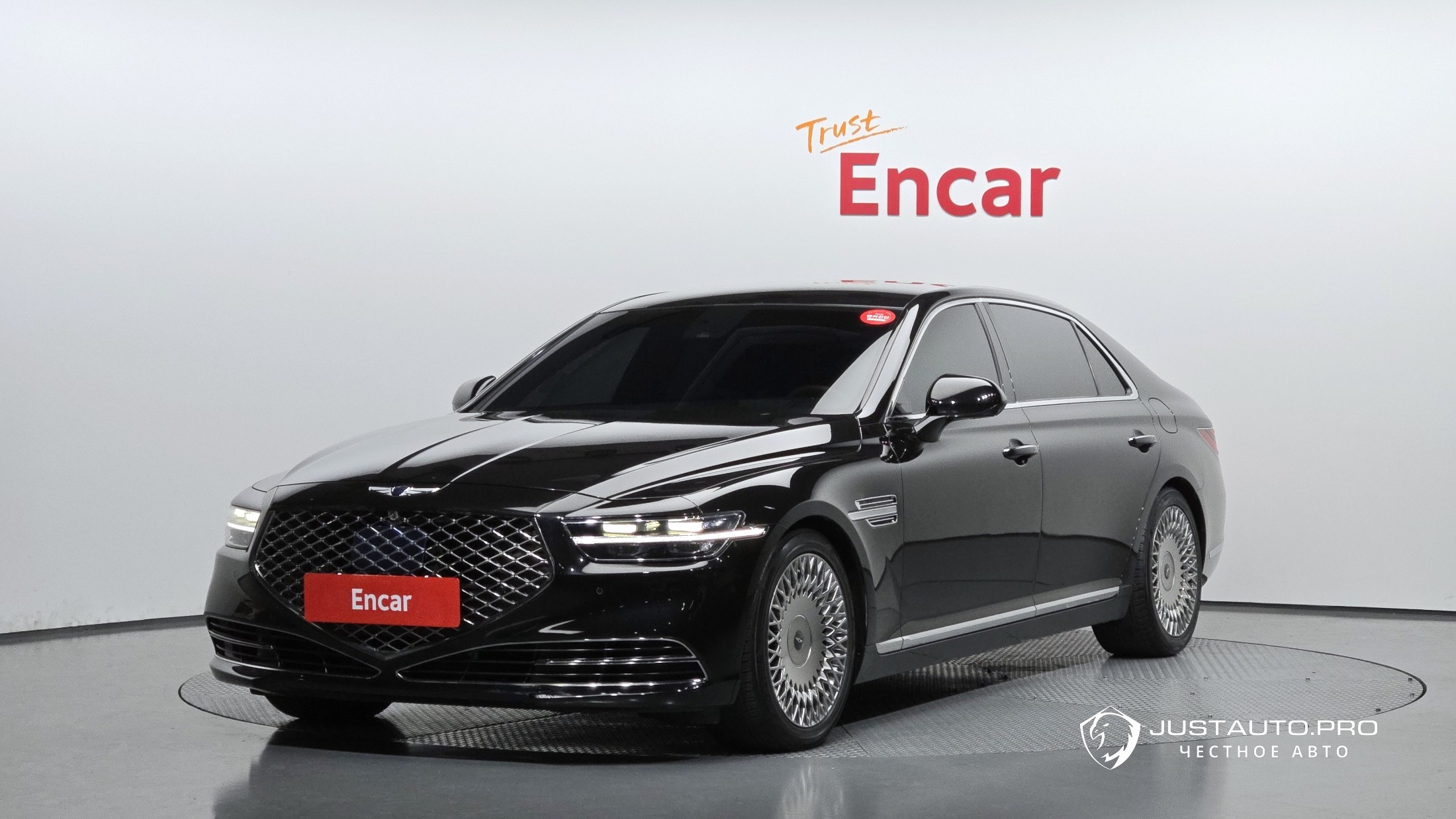 Автомобиль Genesis G90