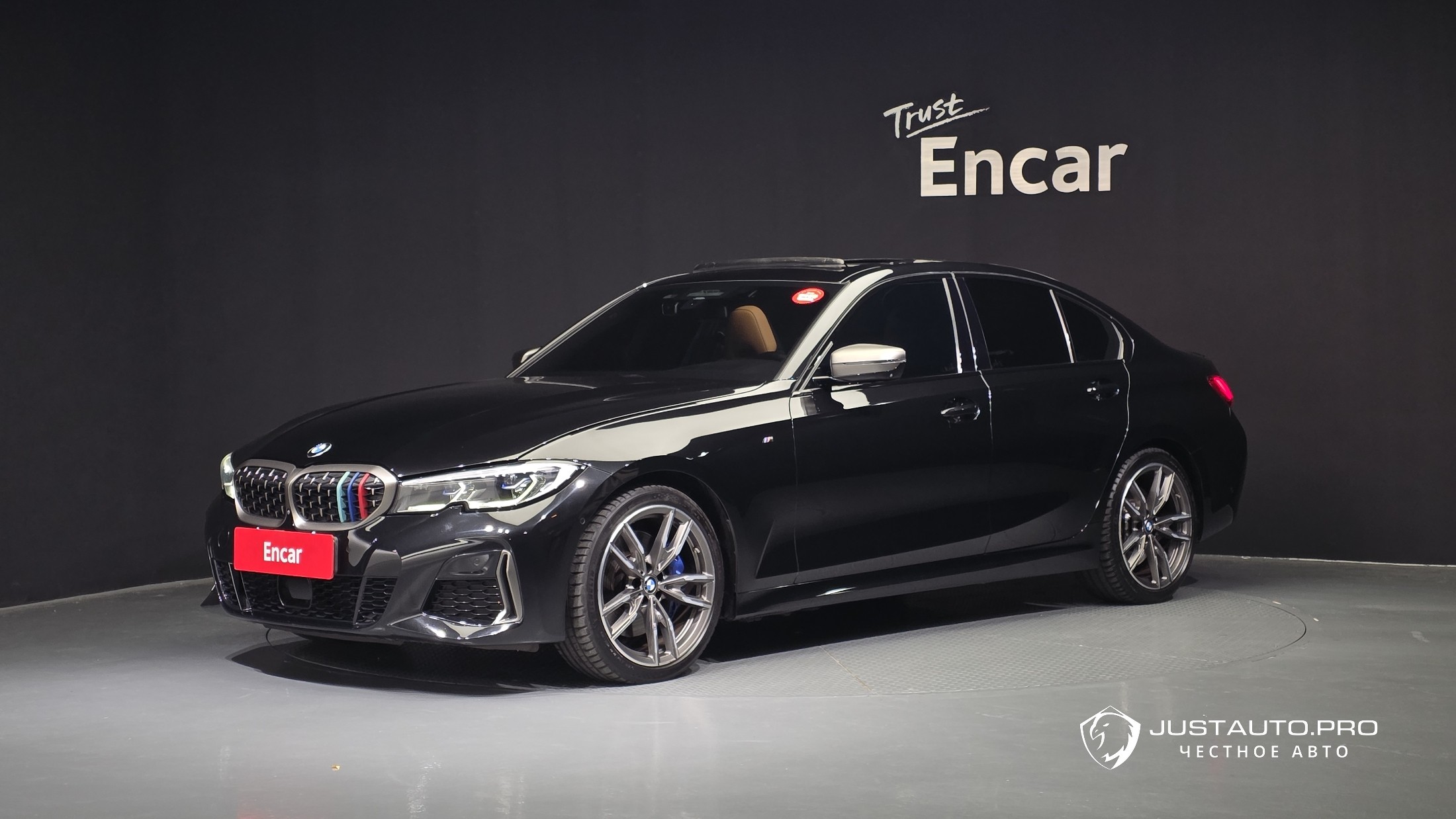 Автомобиль BMW 3-Series