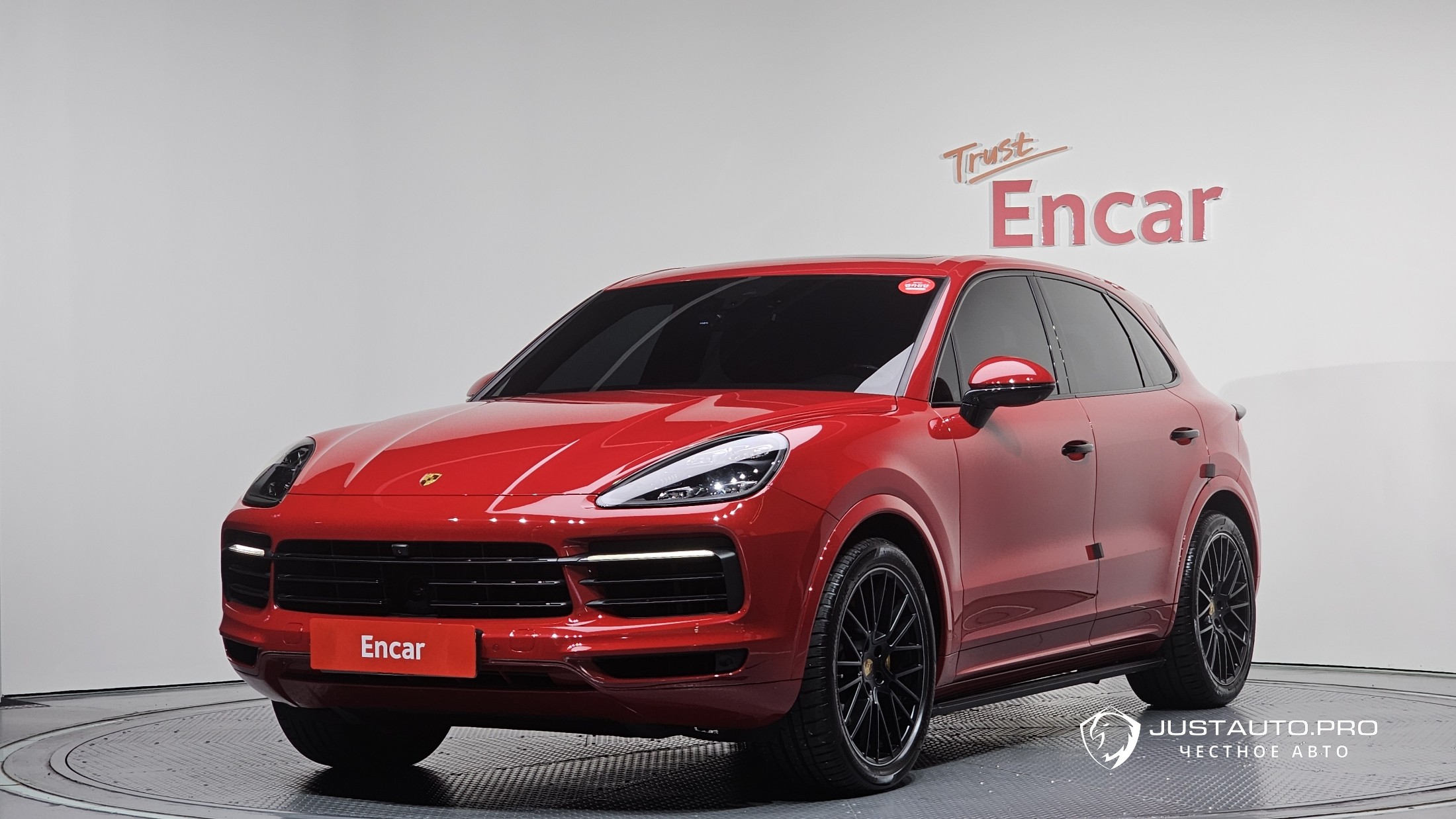 Автомобиль Porsche Cayenne