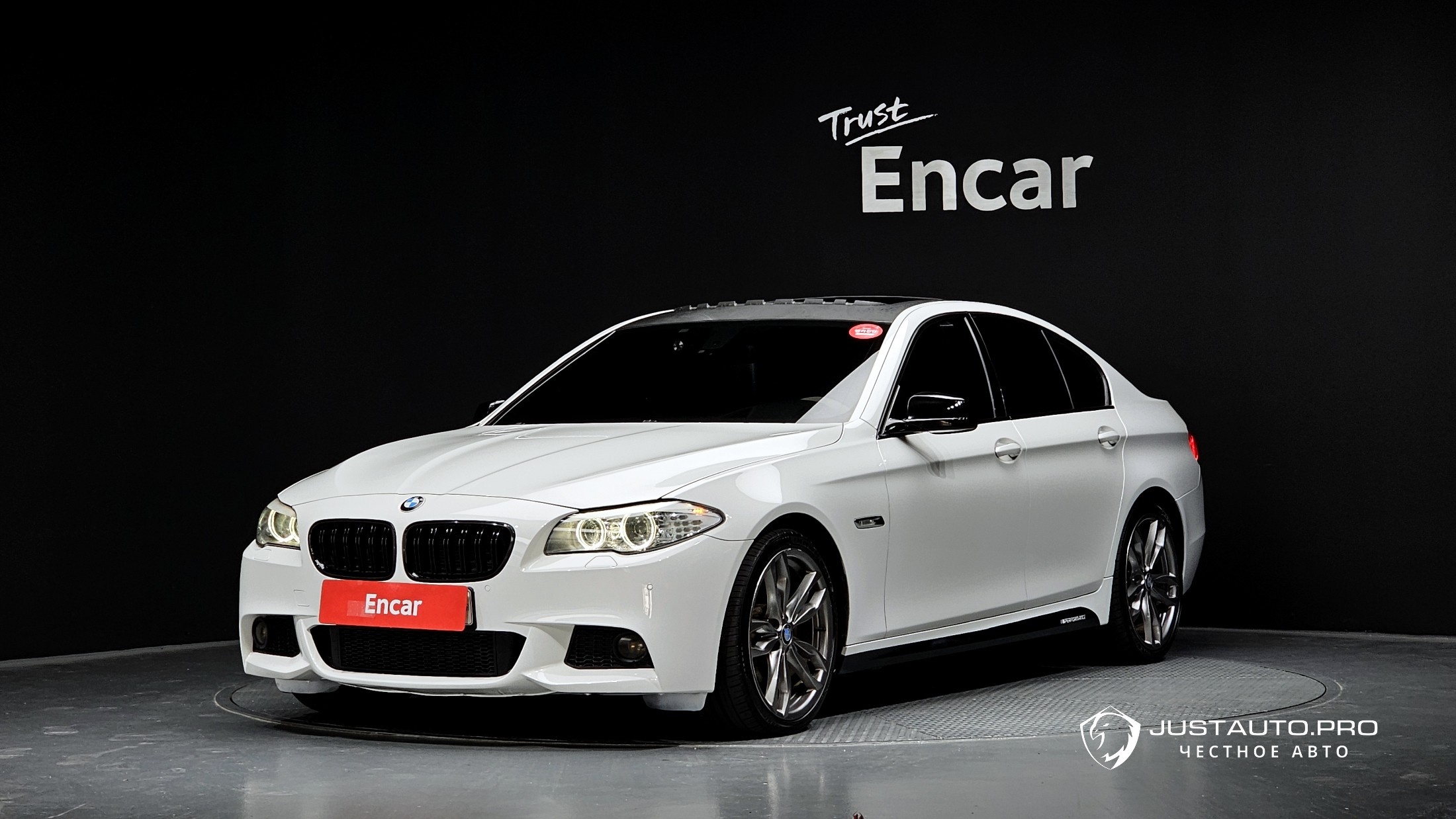 Автомобиль BMW 5-Series