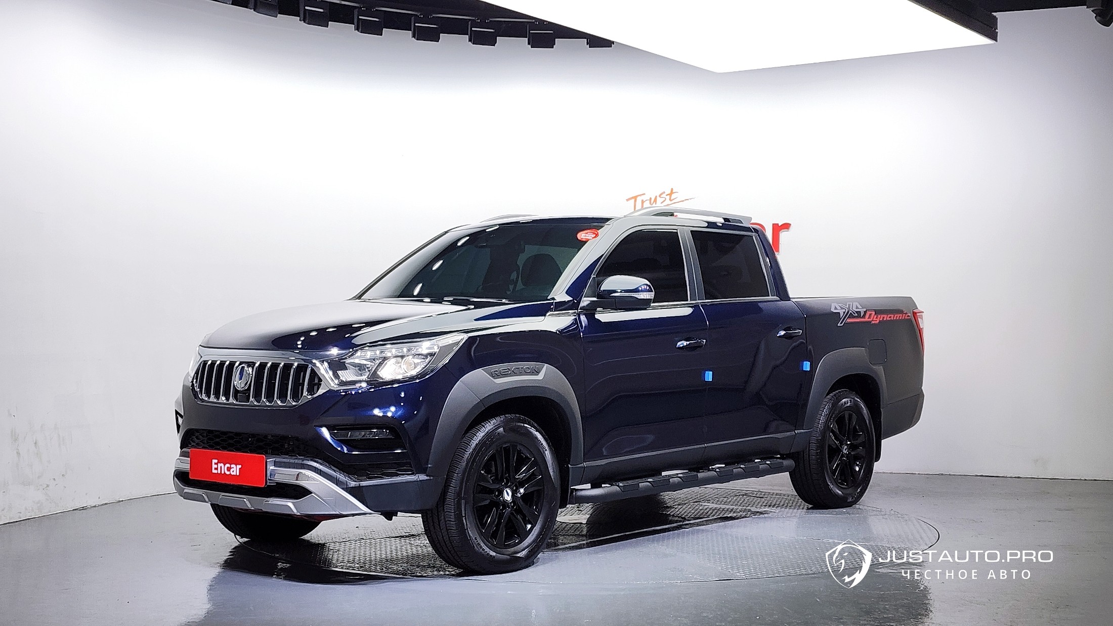 Автомобиль KG_Mobility_Ssangyong Rexton