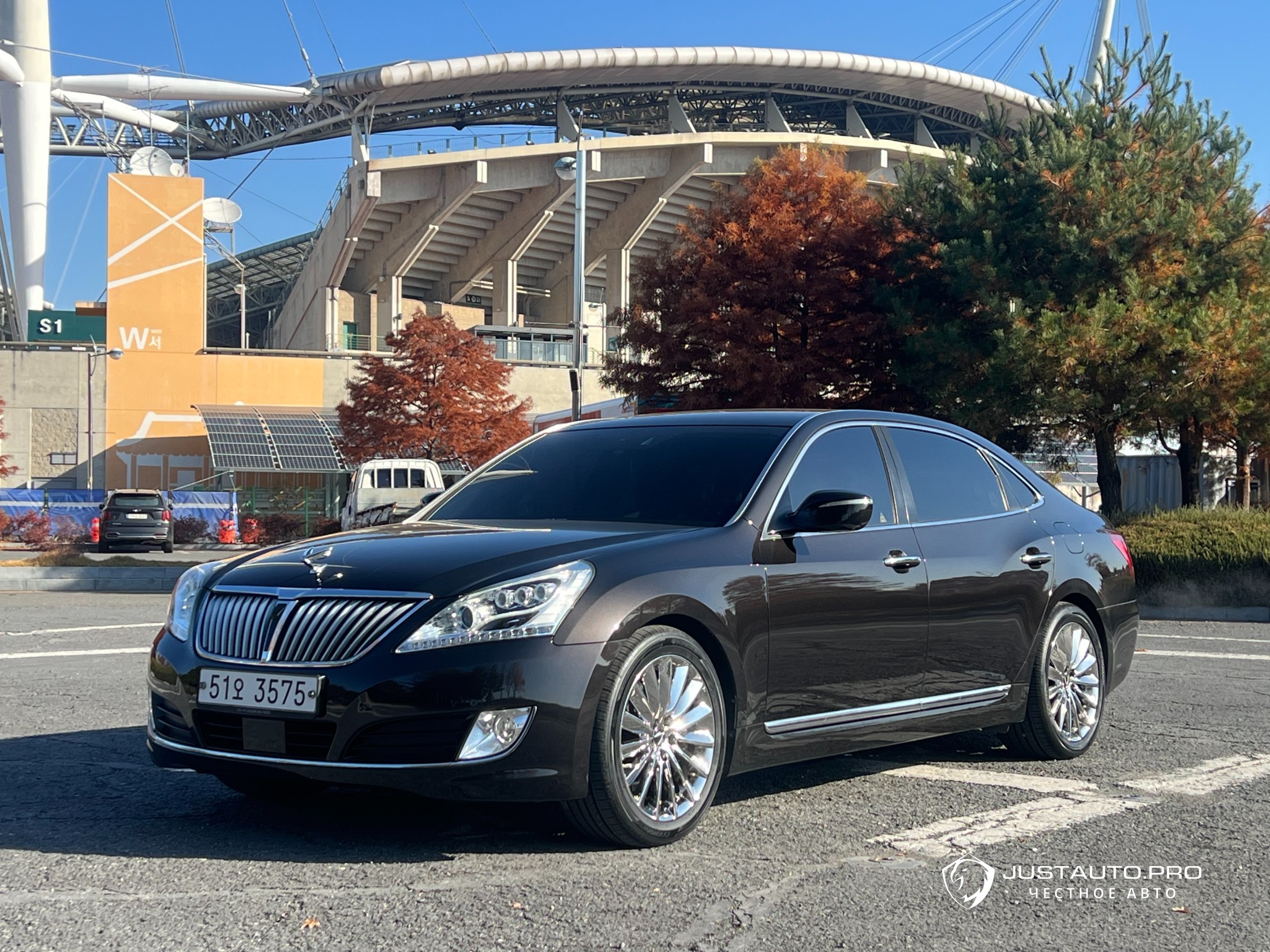 Автомобиль Hyundai Equus