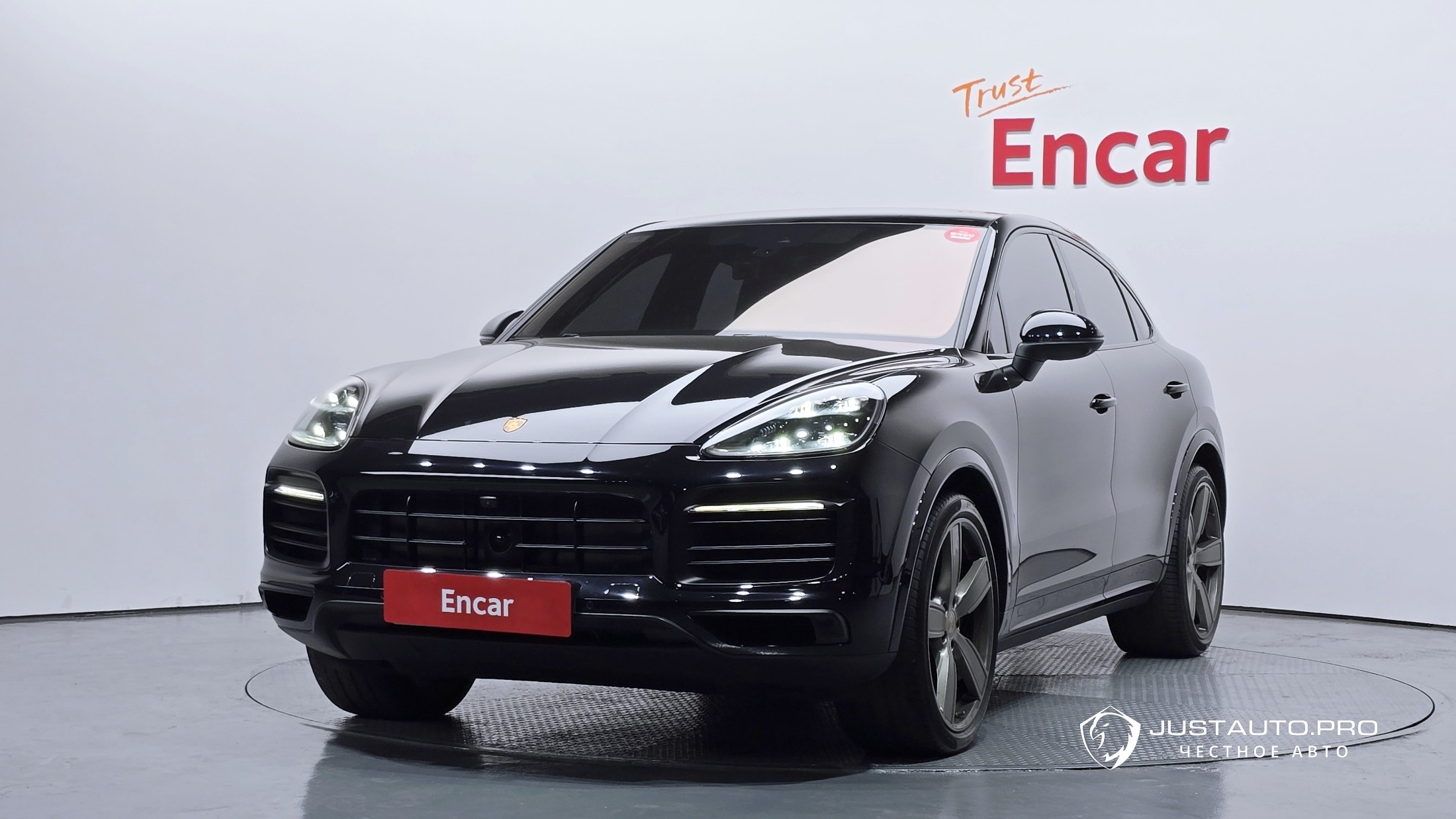 Автомобиль Porsche Cayenne