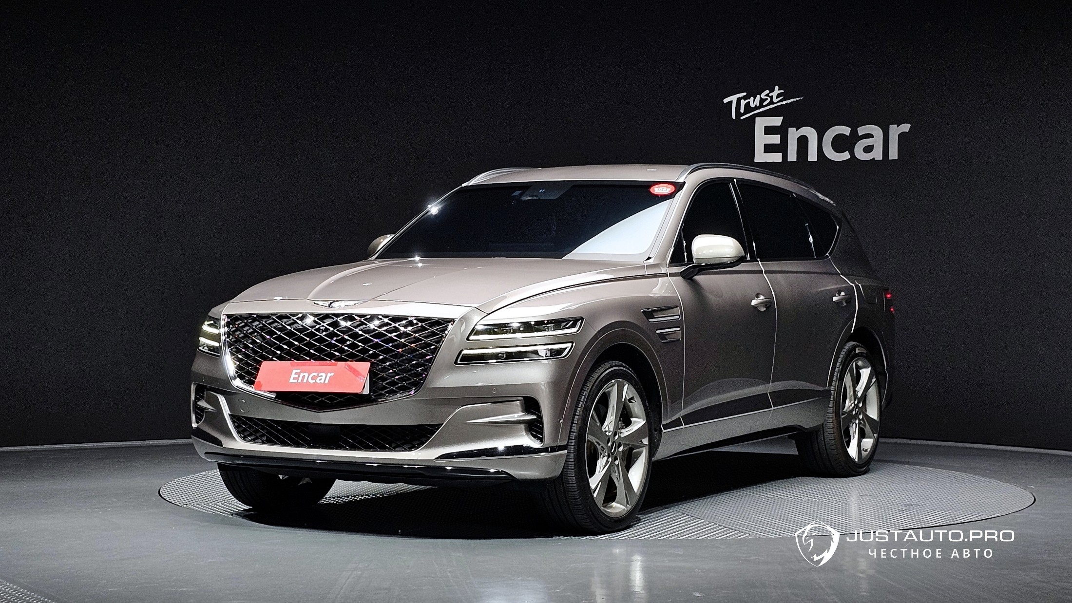 Автомобиль Genesis GV80