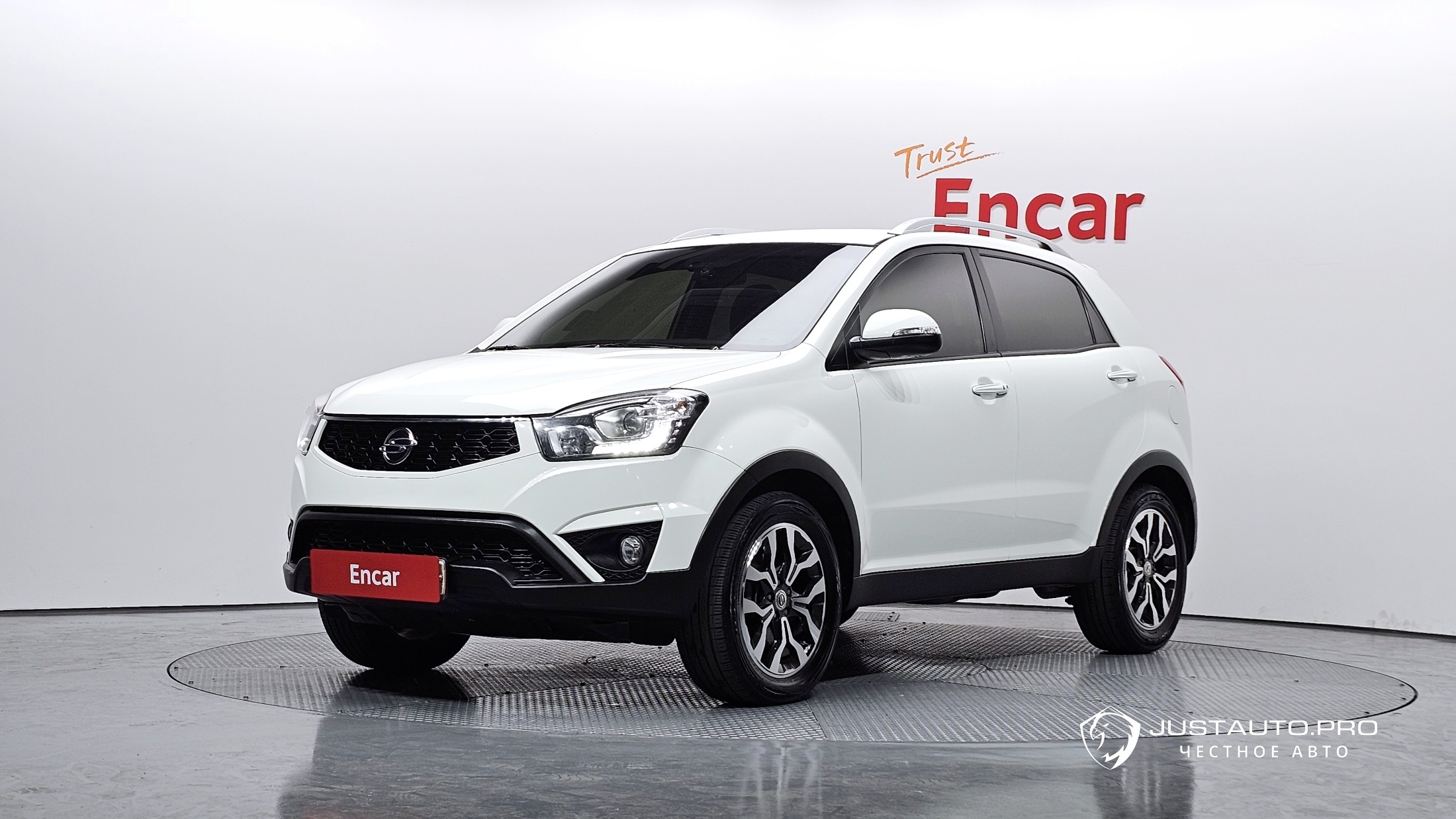 Автомобиль KG_Mobility_Ssangyong KORANDO