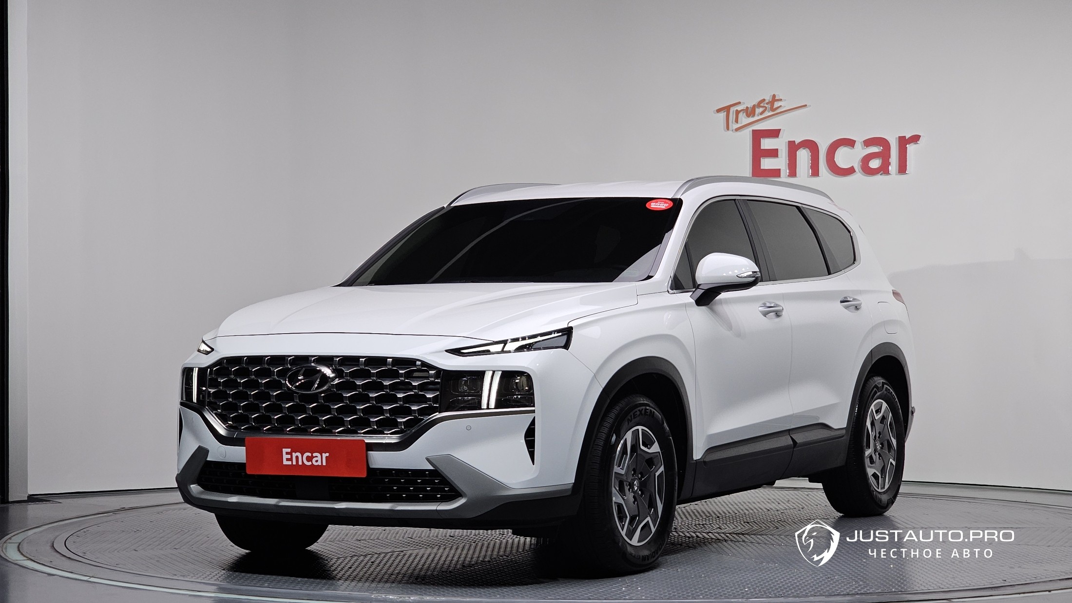 Автомобиль Hyundai Santafe