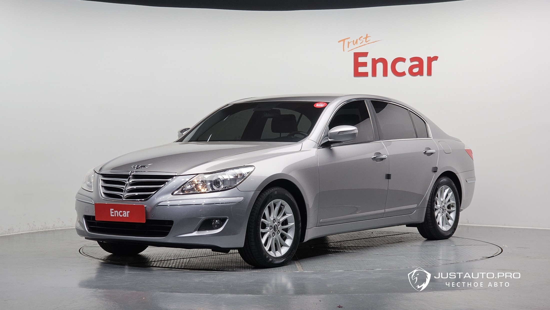 Автомобиль Hyundai Genesis