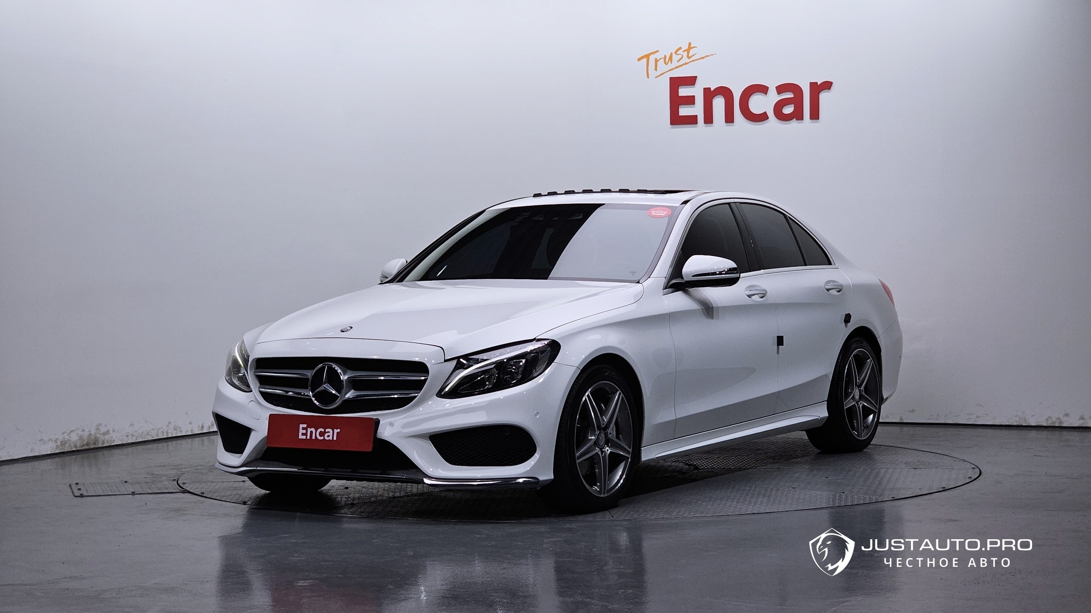 Автомобиль Mercedes-Benz C-Class