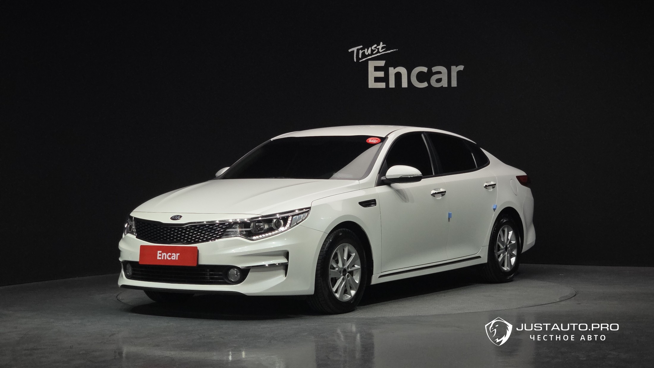 Автомобиль Kia K5