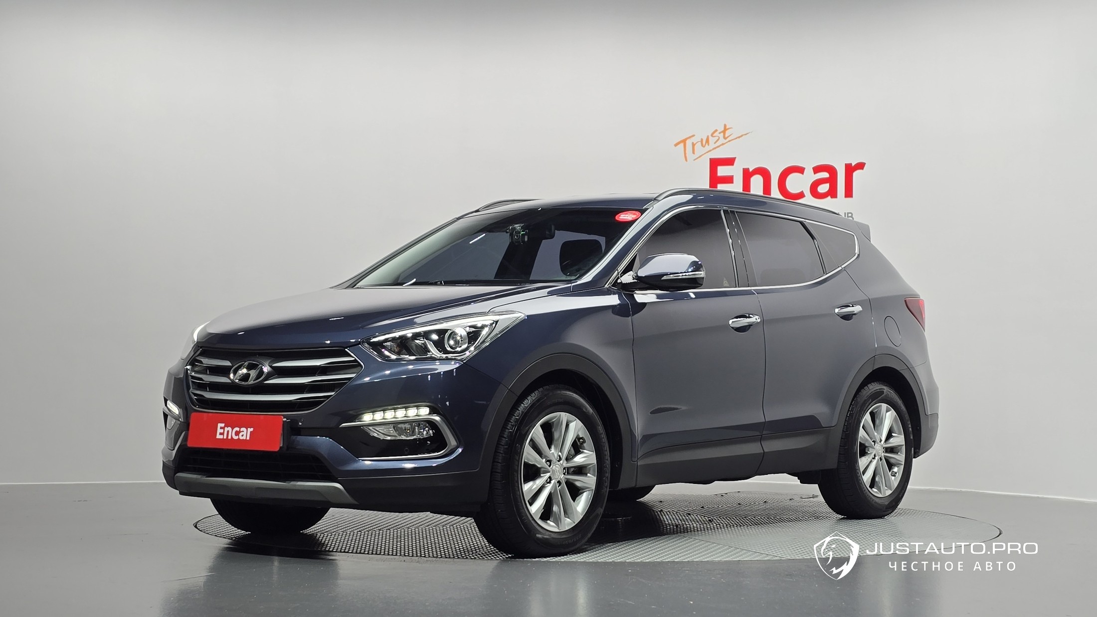 Автомобиль Hyundai Santafe