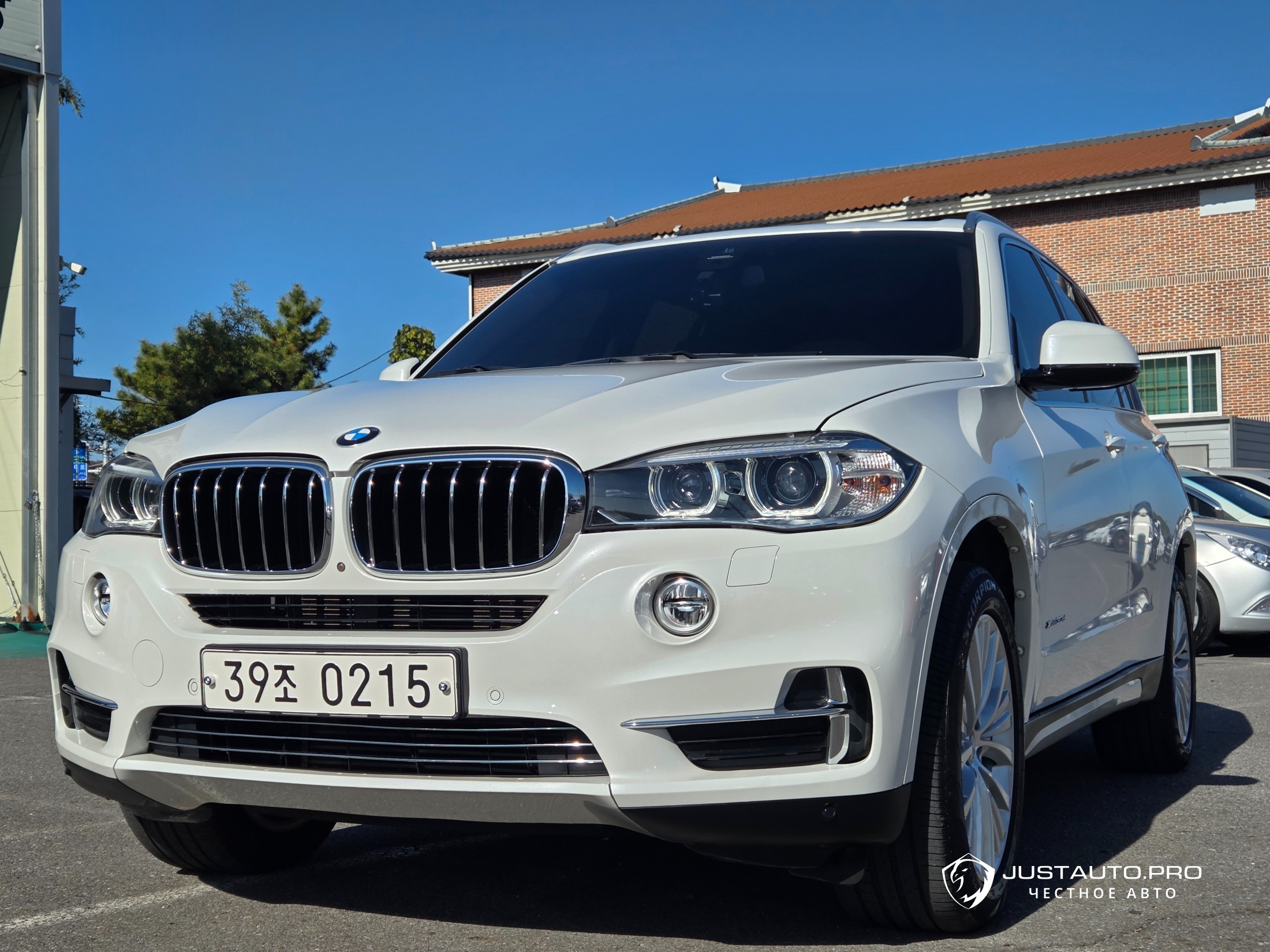 Автомобиль BMW X5