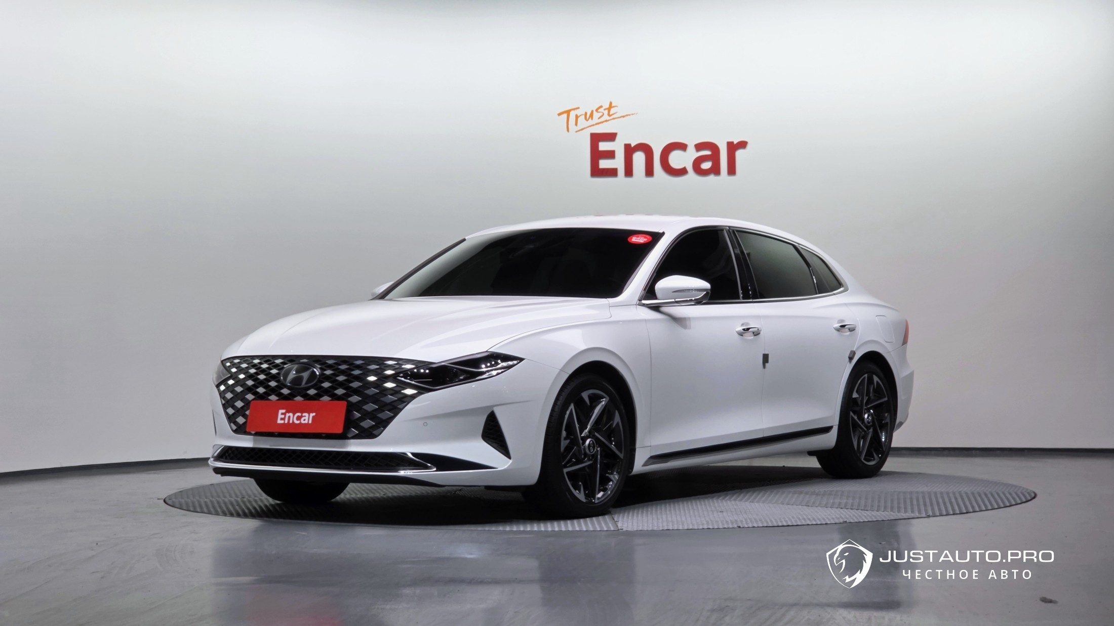 Автомобиль Hyundai Grandeur