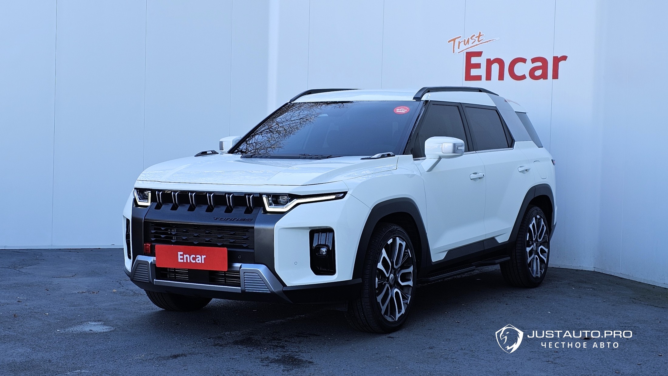 Автомобиль KG_Mobility_Ssangyong Torres