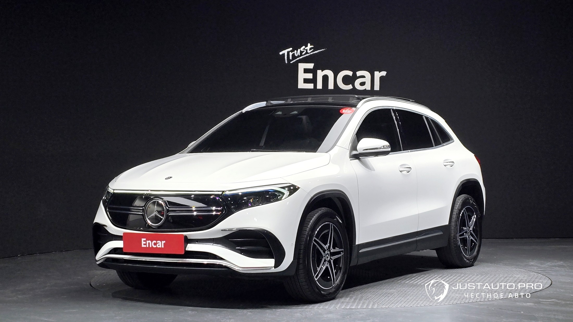 Автомобиль Mercedes-Benz EQA