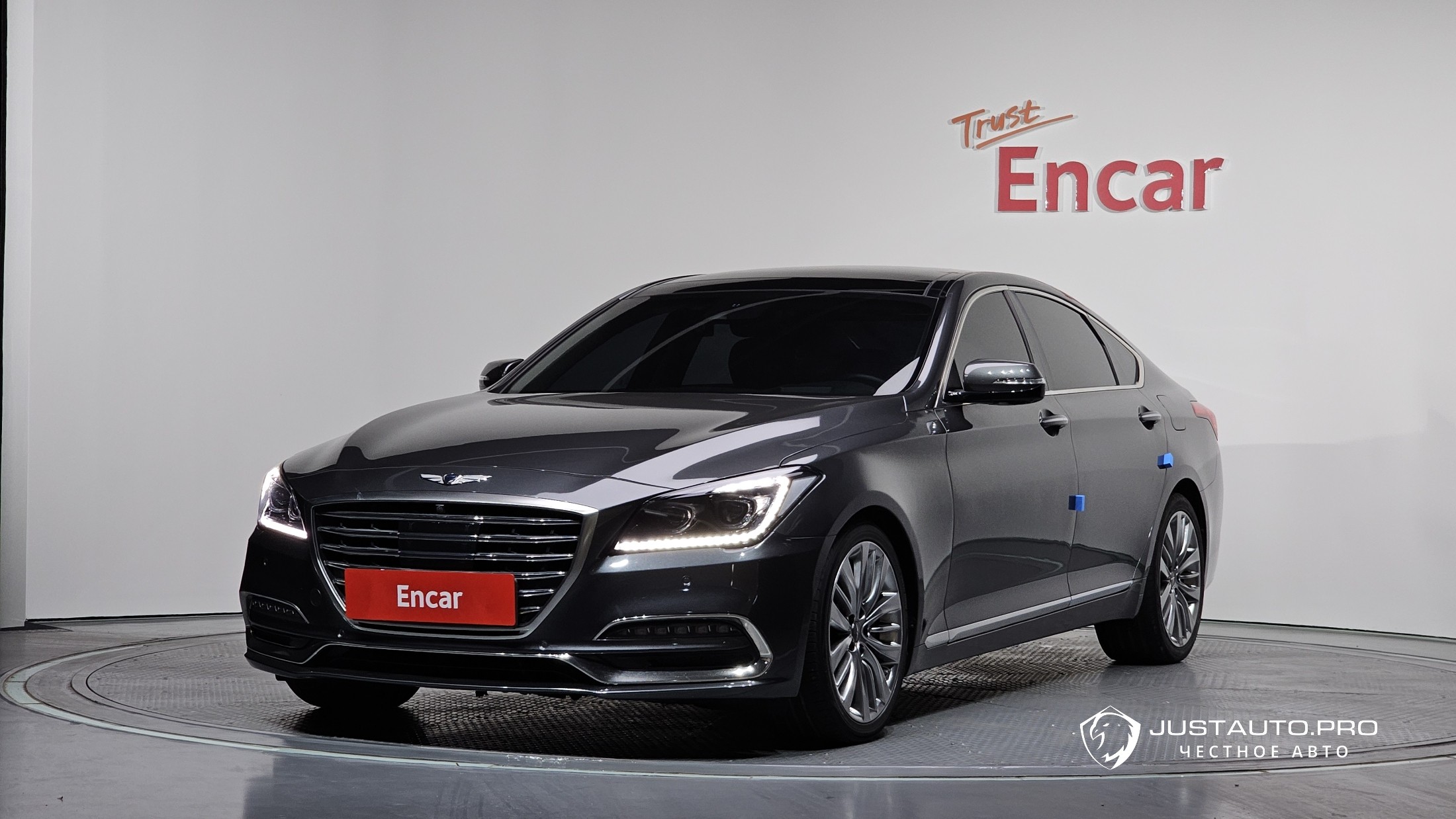 Автомобиль Genesis G80