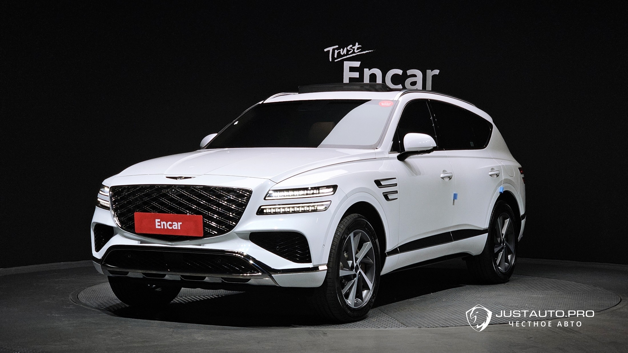 Автомобиль Genesis GV80