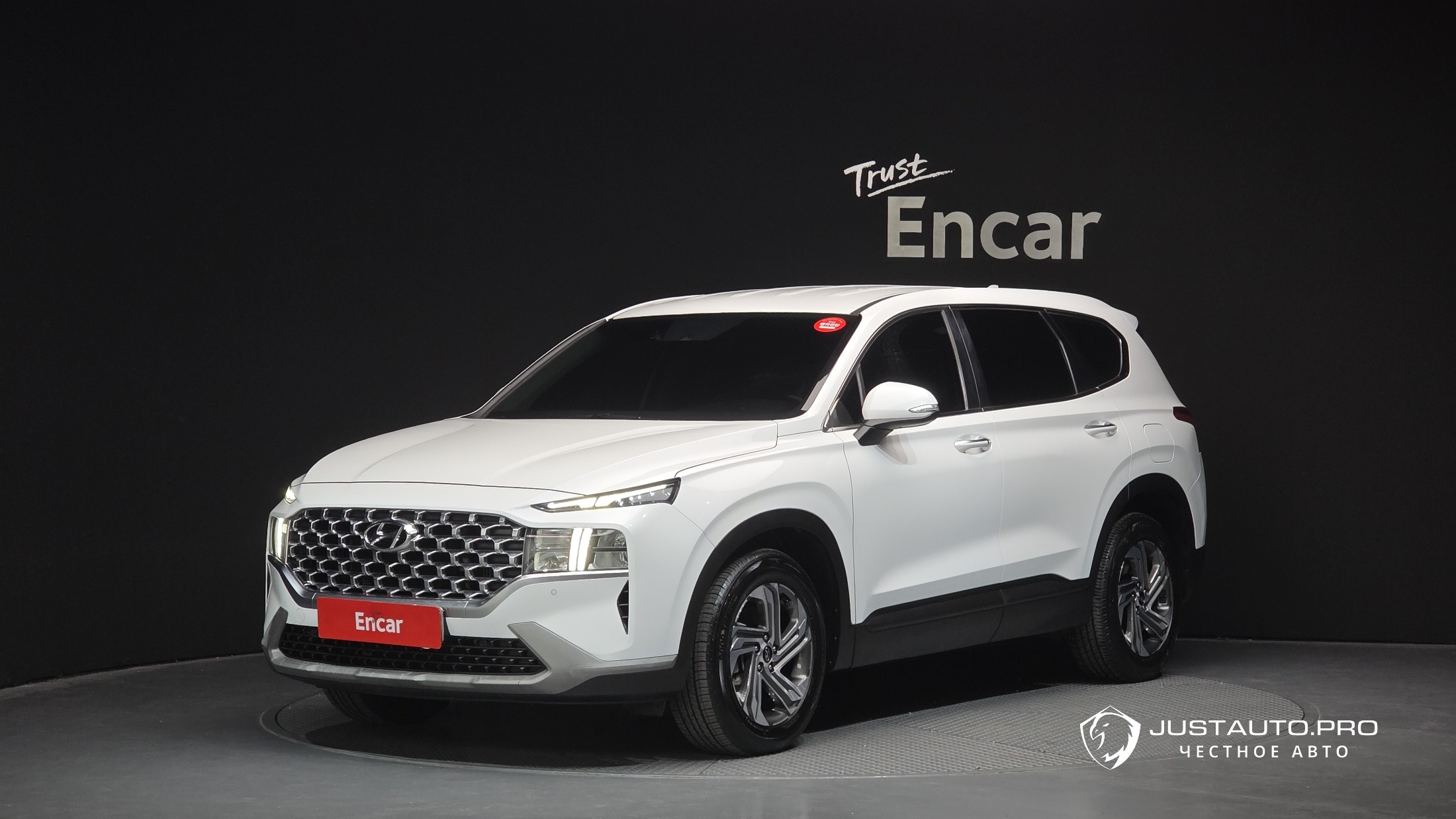 Автомобиль Hyundai Santafe