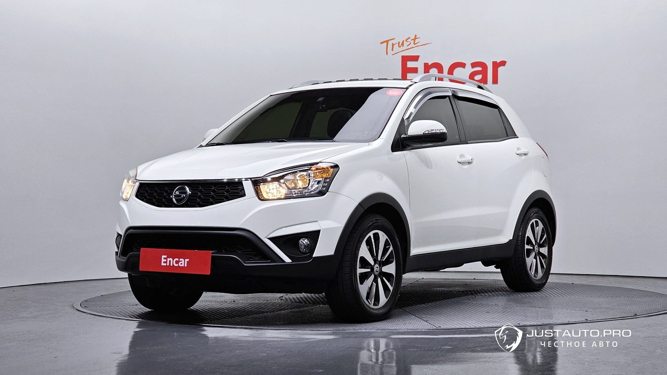 Автомобиль KG_Mobility_Ssangyong KORANDO