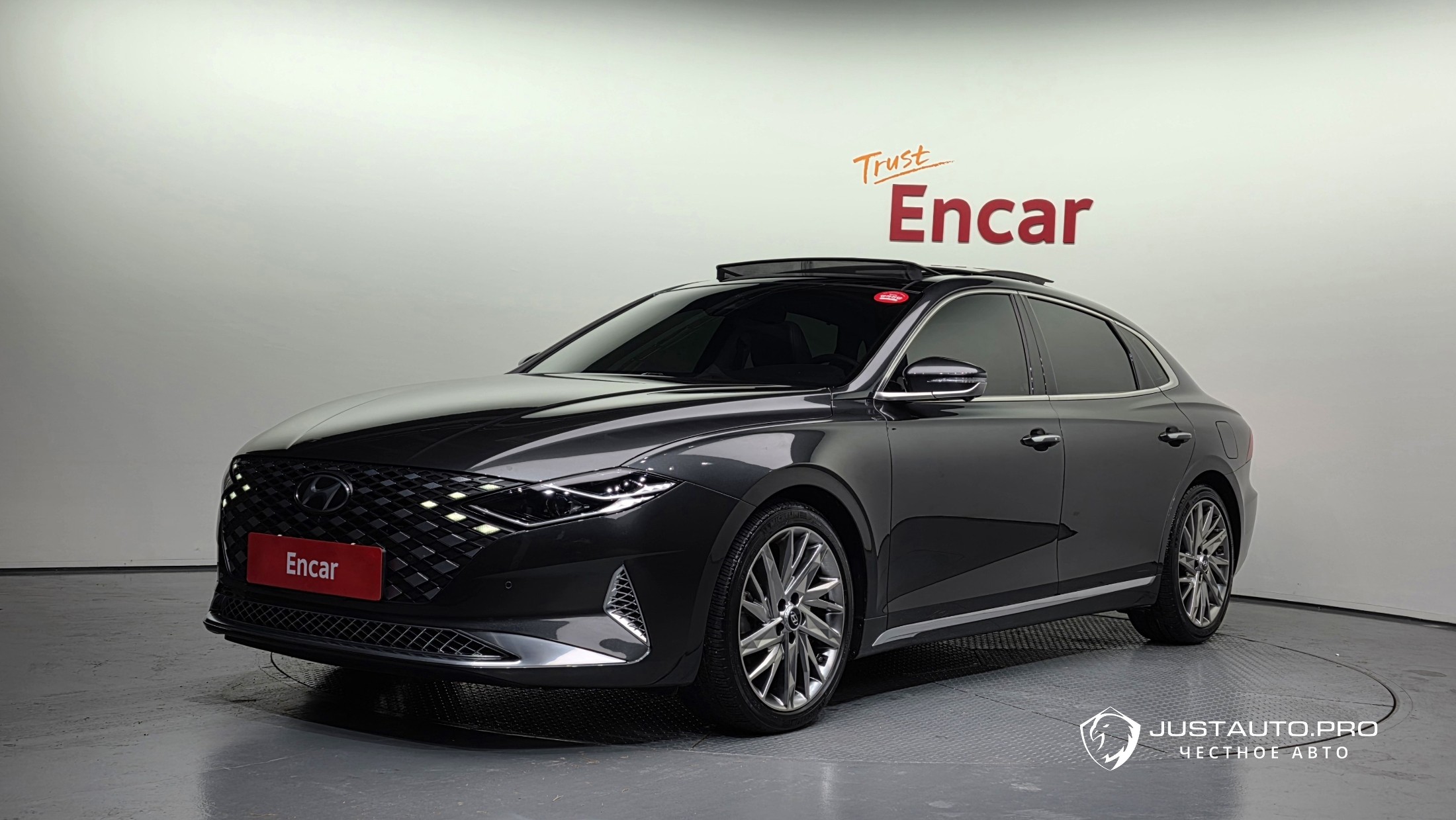 Автомобиль Hyundai Grandeur