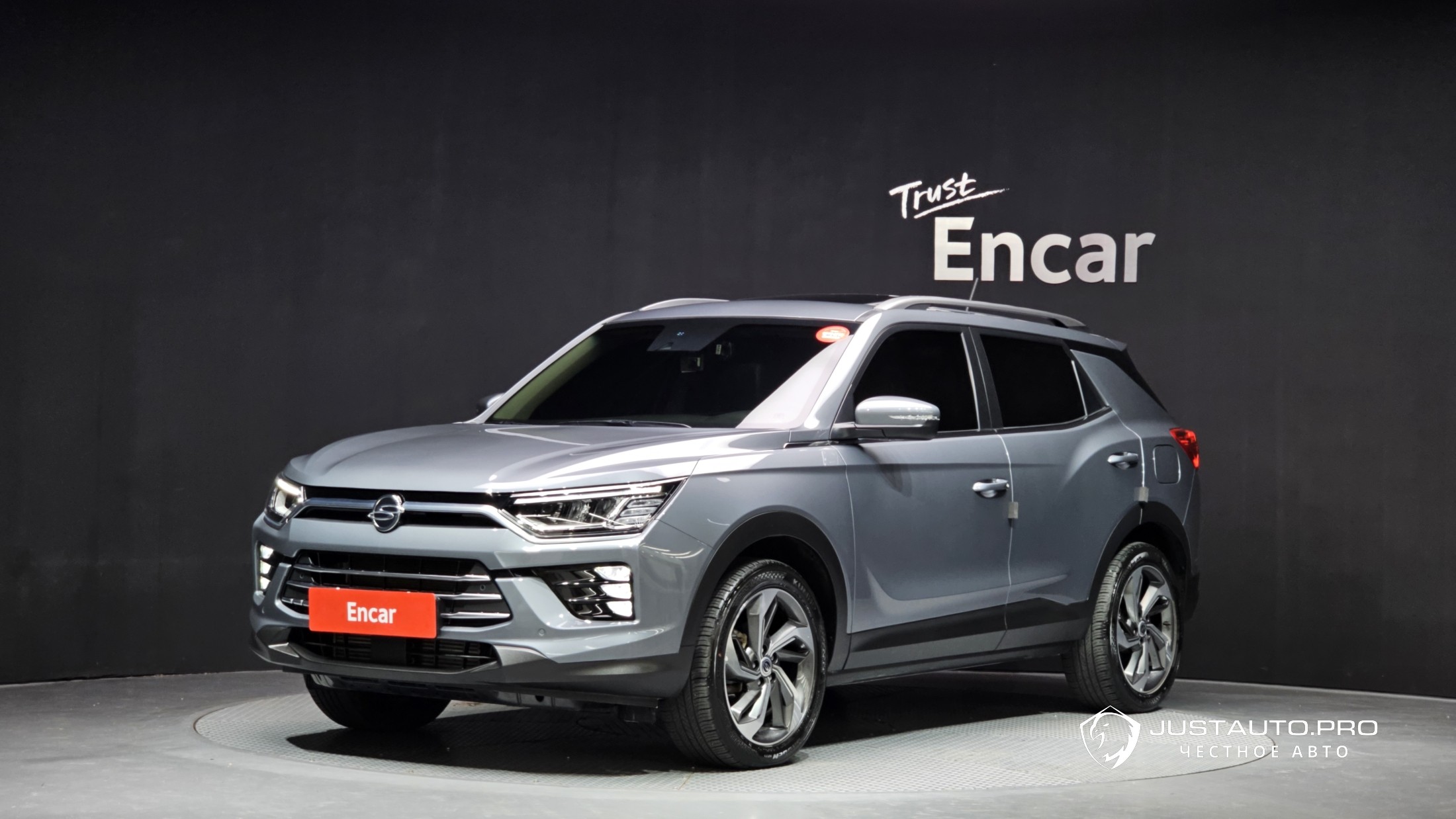 Автомобиль KG_Mobility_Ssangyong KORANDO