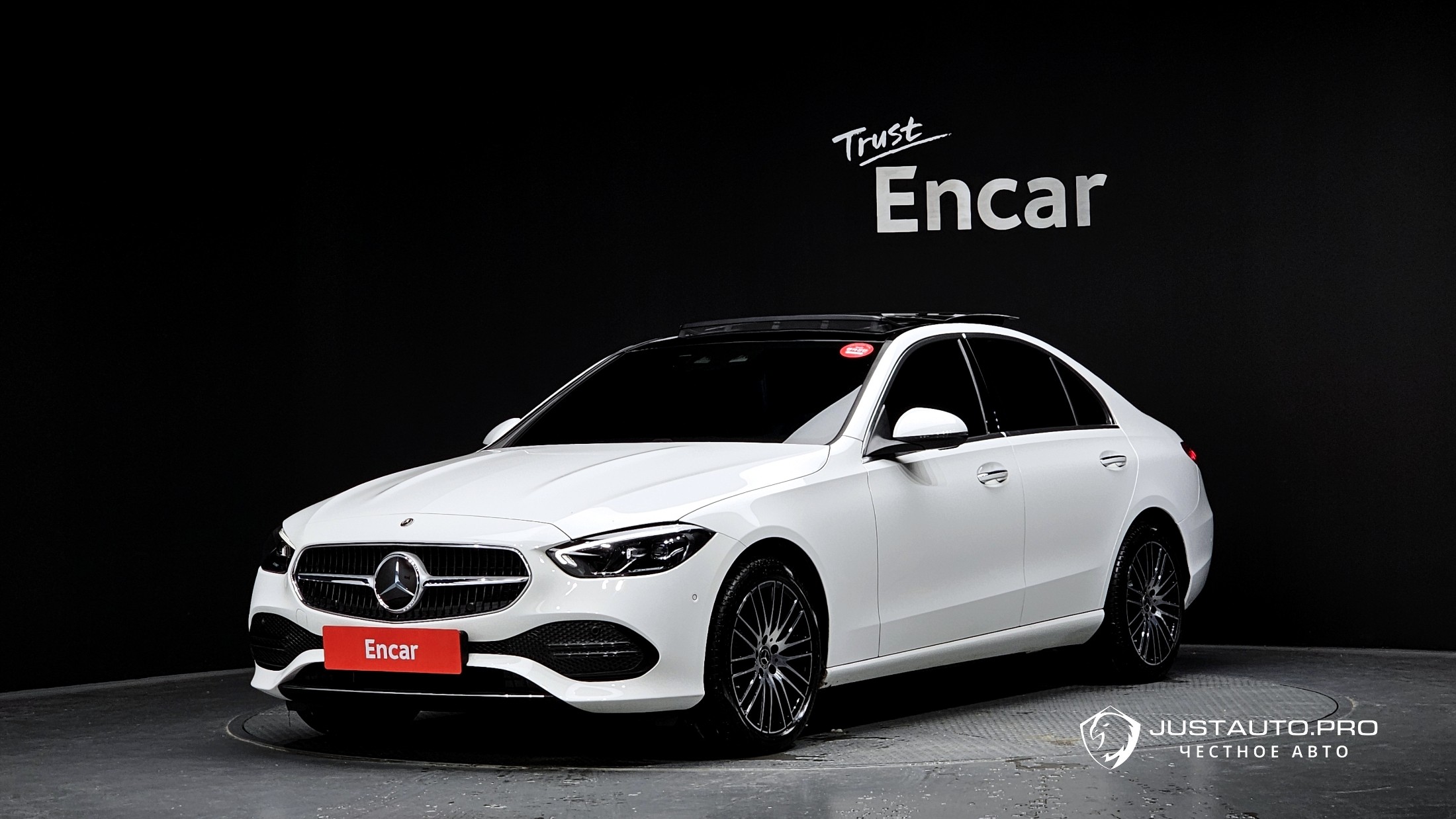 Автомобиль Mercedes-Benz C-Class